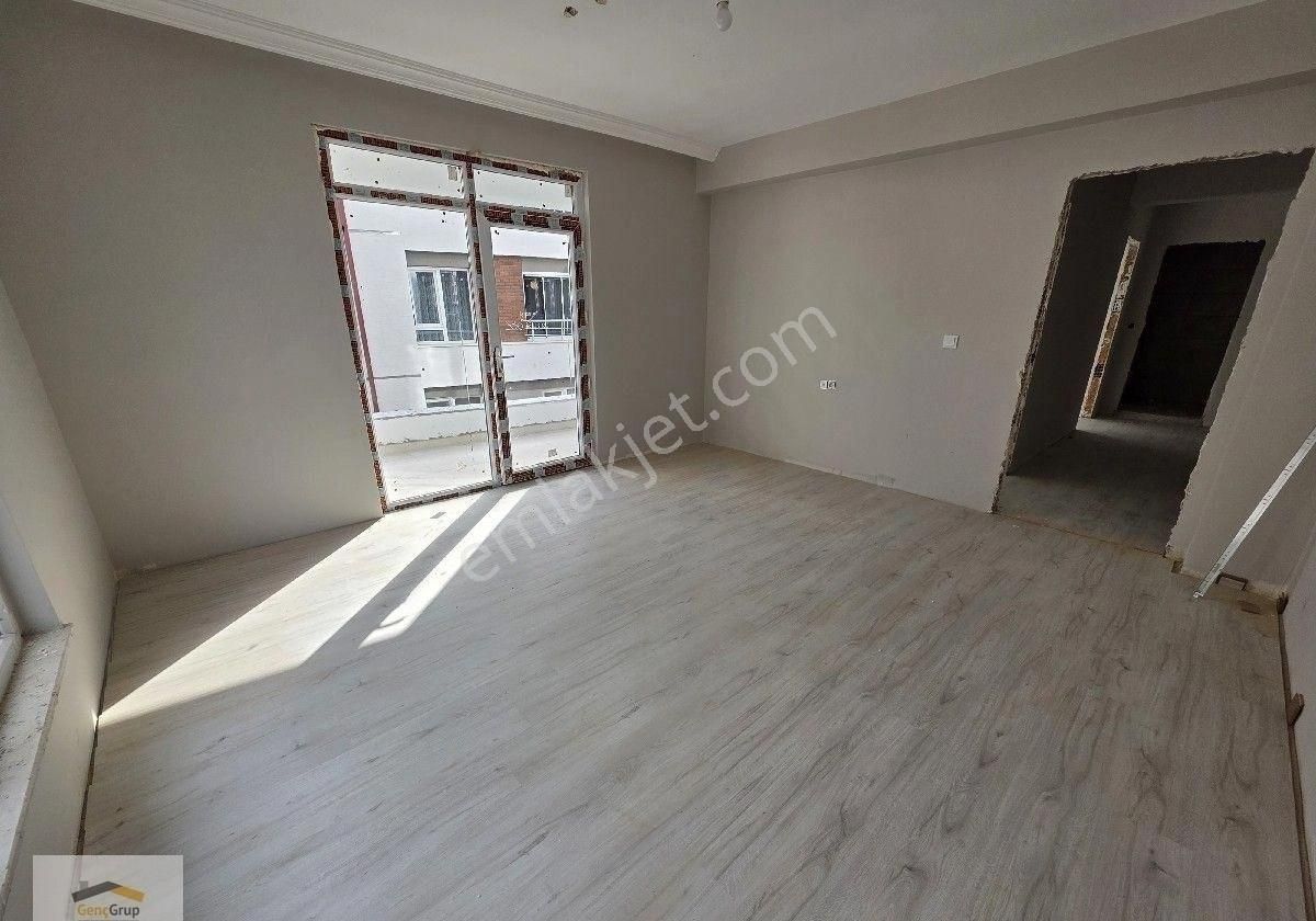 *genç Grup*şarhöyük Anıt Park Yakını Özel Garajlı Lüx 3+1 - Görsel 2