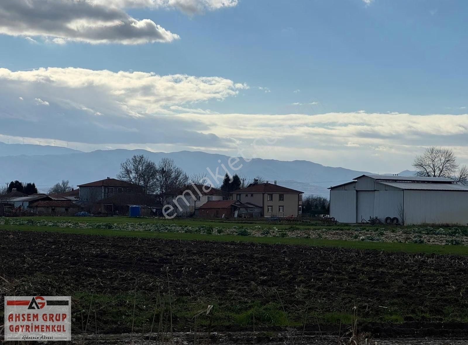 Küçükesence Mahallesinde 2.000 M² Yola Cepheli Satılık Tarla - Görsel 19