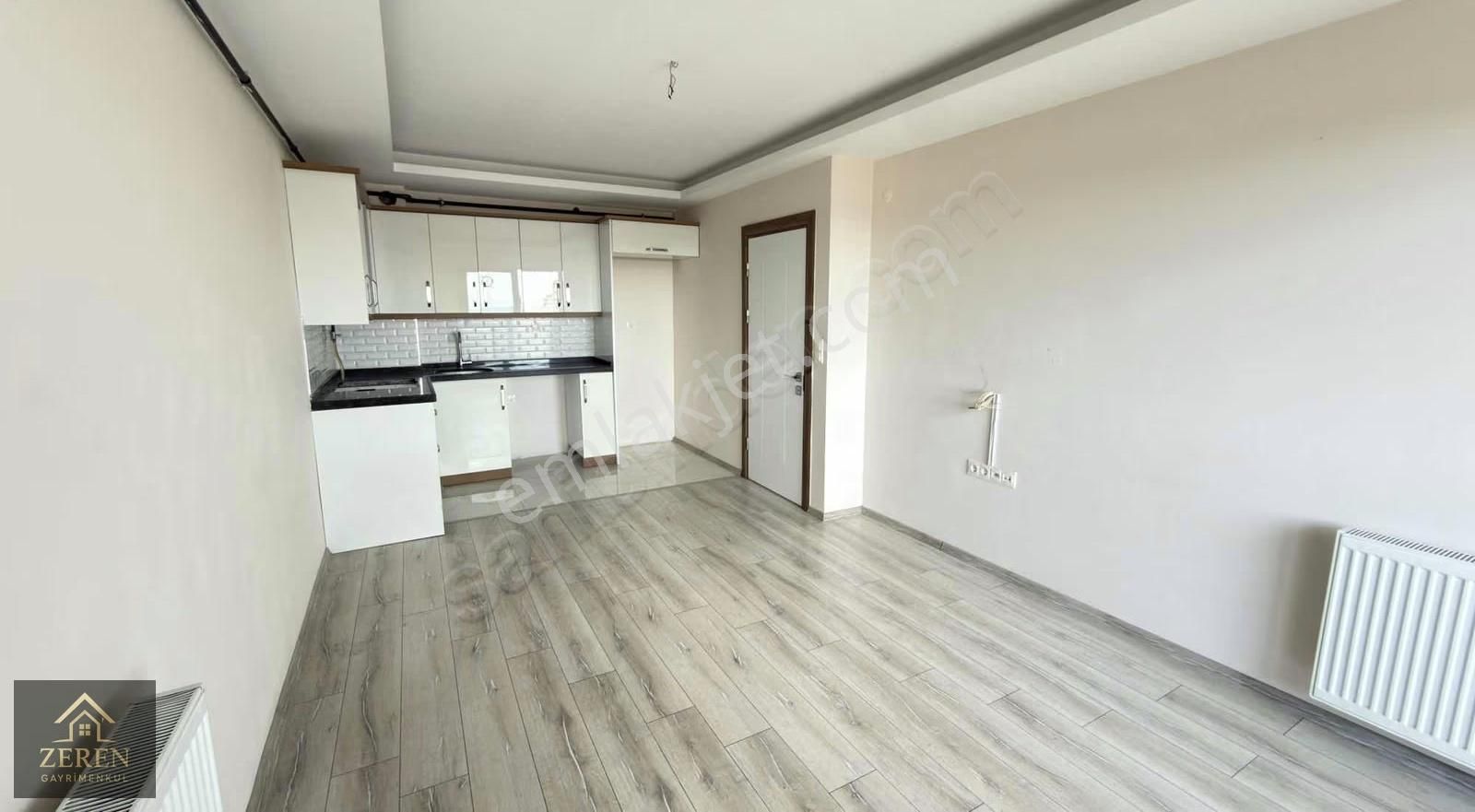 Ömürevleri Tramvay'a Cephe Kiralık 1+1 55m2 Büro&ofis - Görsel 23