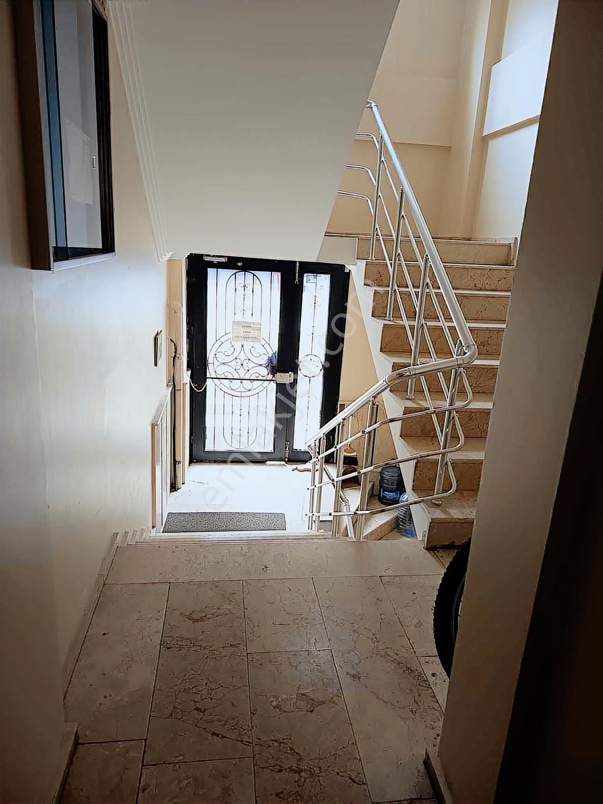 Altıeylül Cengiz Topel Mahallesinde Kiralık 3+1 Daire - Görsel 9