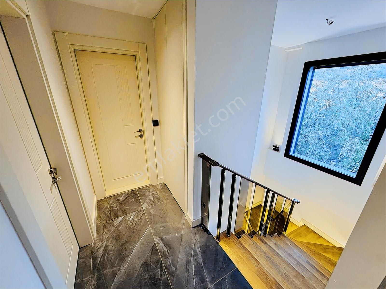 Kuşadası Davutlar'da Tek Müstakil Özel Havuzlu Satılık 4+1 Villa - Görsel 21