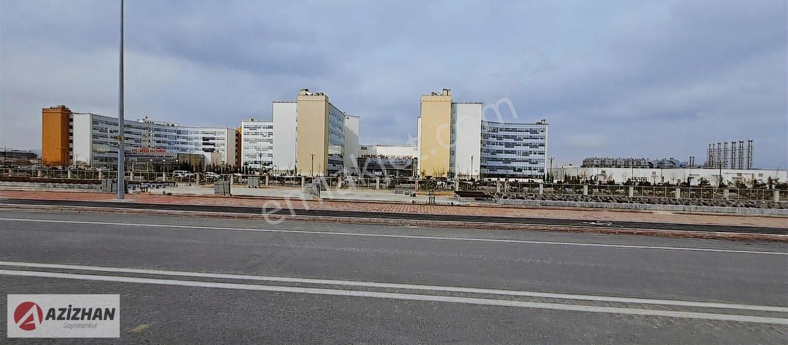 Azizhan Gayrimenkulden Şehir Hastanesinin Yanında Satılık Ofis - Görsel 3