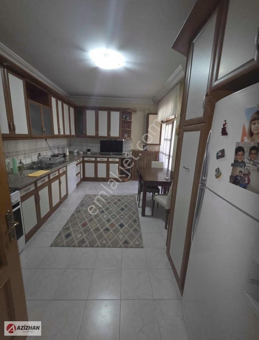 Azizhan Dan Meram Akkaş Sitesinde 4+1 Kiralık Daire - Görsel 3