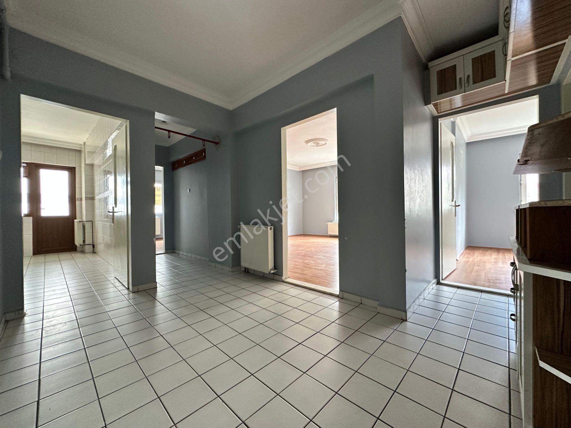 Pursaklar Mehmet Zengin Emlak'tan 2.kat 3+1 Protokol Yolu Yakını Yapılı Masrafsız Daire - Görsel 21