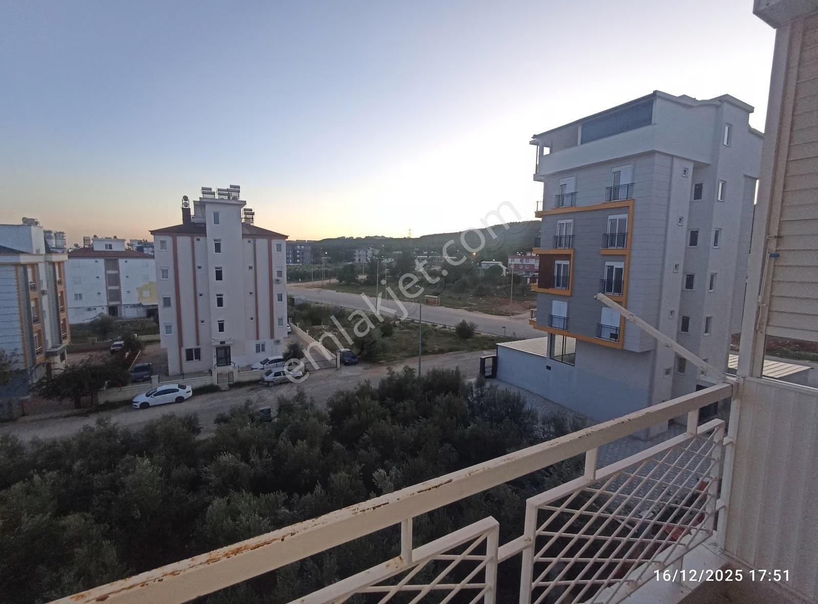 Aydoğmuş Ta 3+1 Arakat Çift Balkonlu Günısılı Daire - Görsel 10