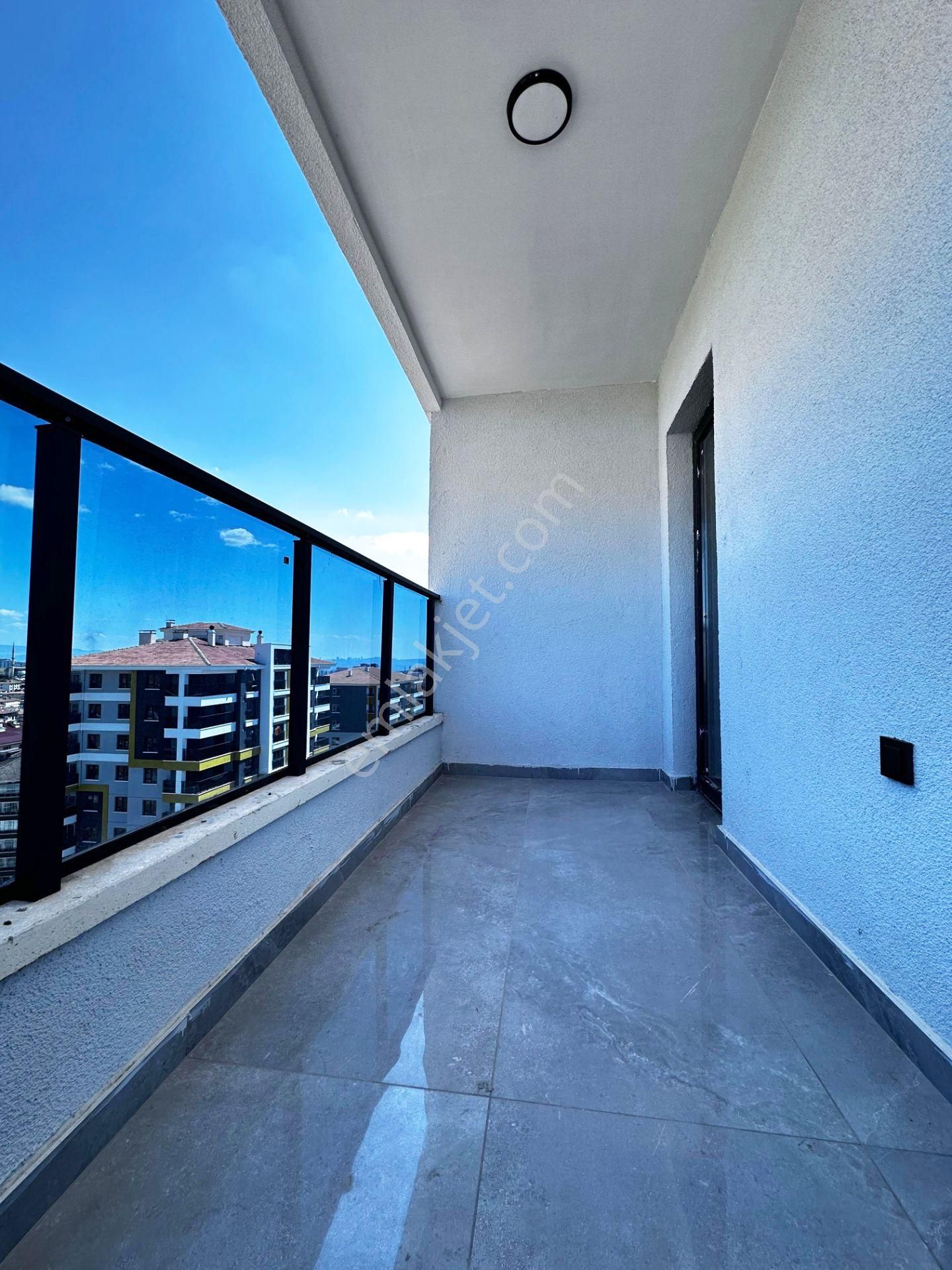 Pursaklar Mehmet Zengin Emlak'tan Hastane Yakını Teras Balkonlu 11.kat 4+1 Ultra Lüks Sitede - Görsel 25