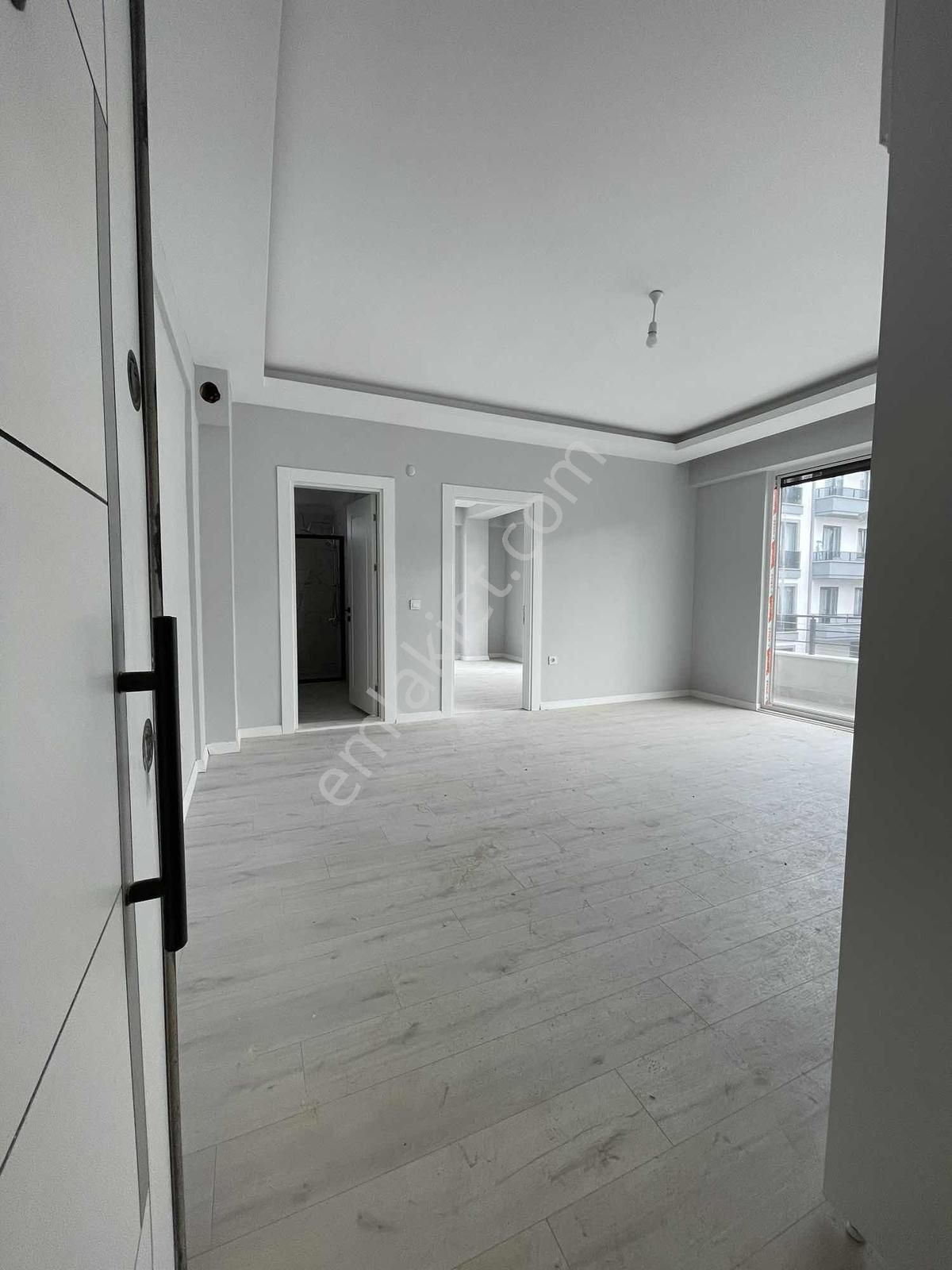 Çiftlikköy Mehmet Akif Te Sıfır Kiralık 1+1 Daire - Görsel 3