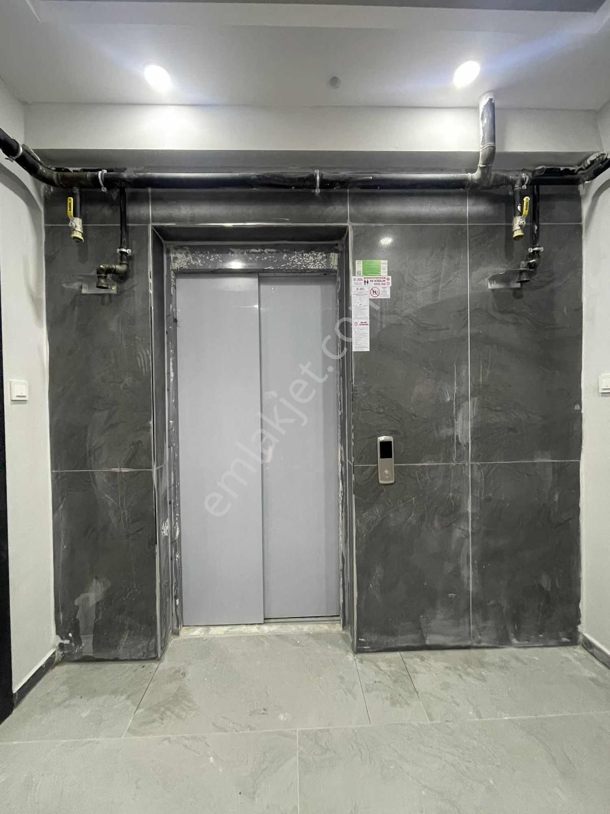 Çiftlikköy Mehmet Akif Te Sıfır Kiralık 1+1 Daire - Görsel 8