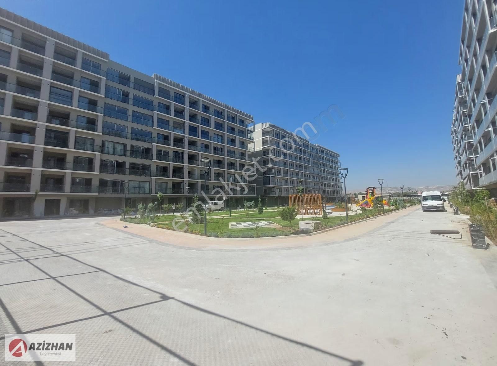 Azizhan'dan Point Meramda Satılık 3+1 Lüx Daire - Görsel 11