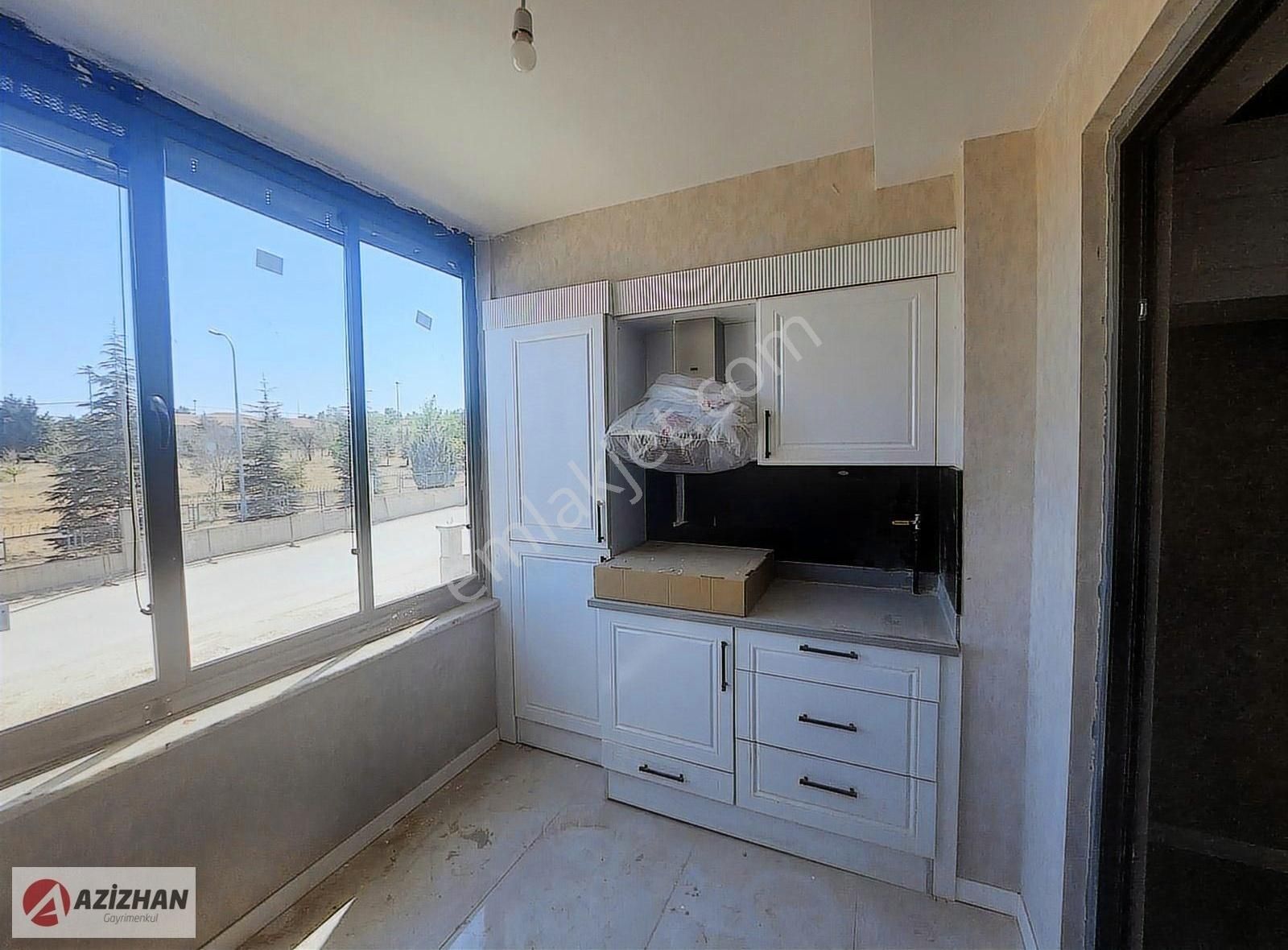 Kelebekler Vadisine Cephe Kızartma Mutfaklı Satılık 3+1 Daireler - Görsel 12