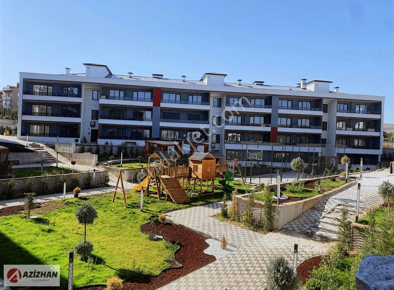 Kelebekler Vadisine Cephe Kızartma Mutfaklı Satılık 3+1 Daireler