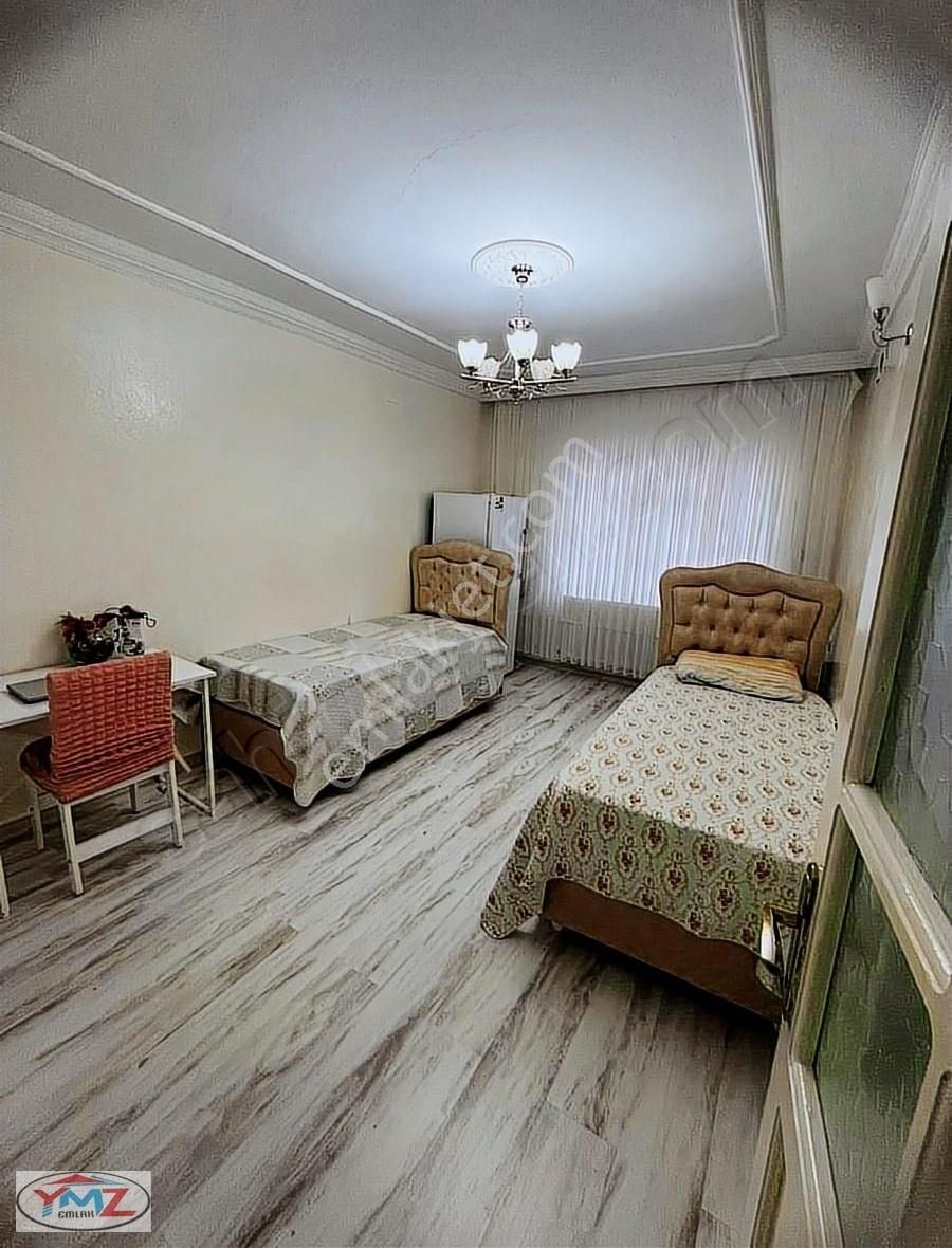 Ymz Den İstiklal Mah Bakımlı Doğalgazlı 3 Katlı Müstakil Ev - Görsel 9