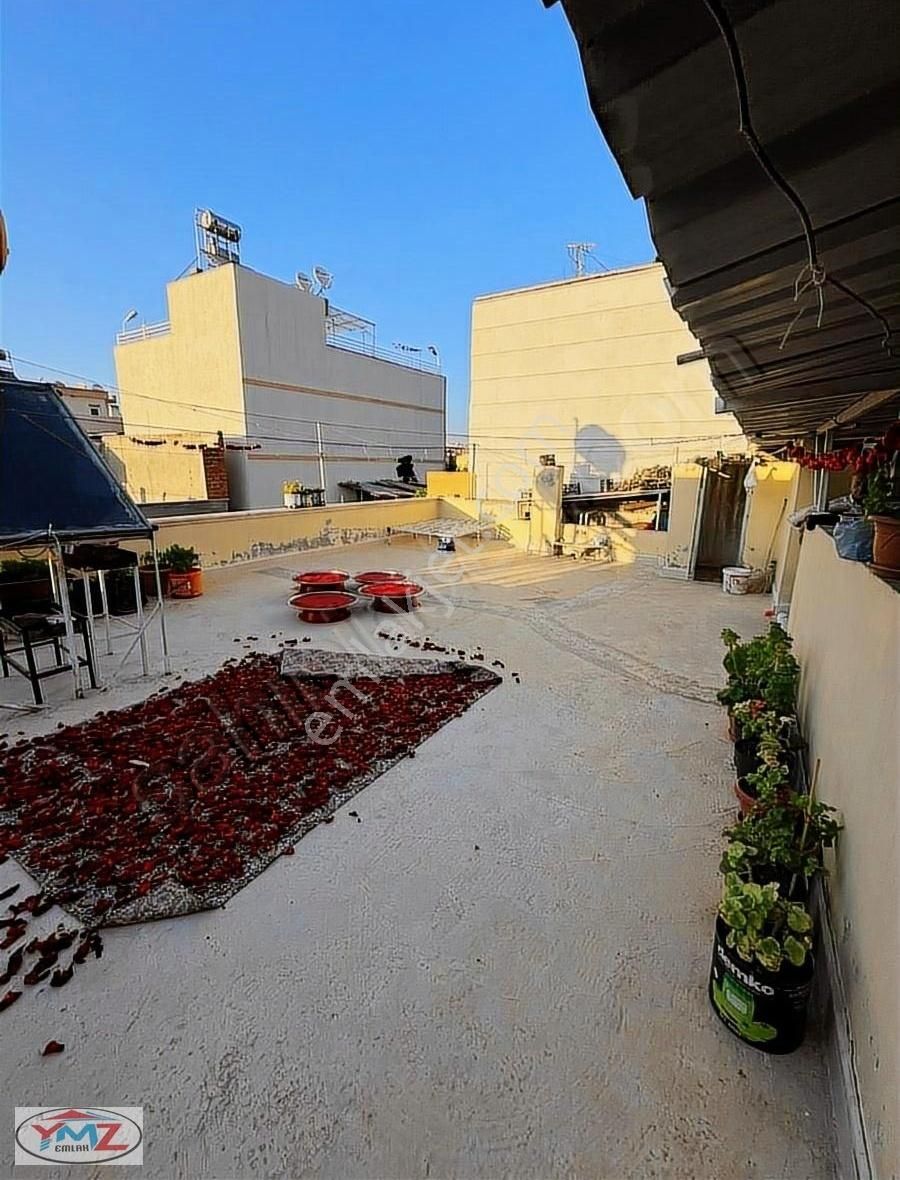 Ymz Den İstiklal Mah Bakımlı Doğalgazlı 3 Katlı Müstakil Ev - Görsel 17