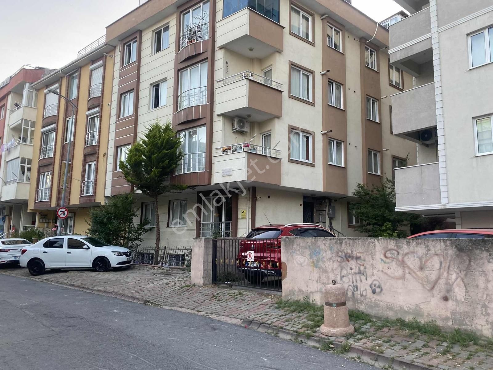 Can Emlaktan Masrafsız Arakat Daire...