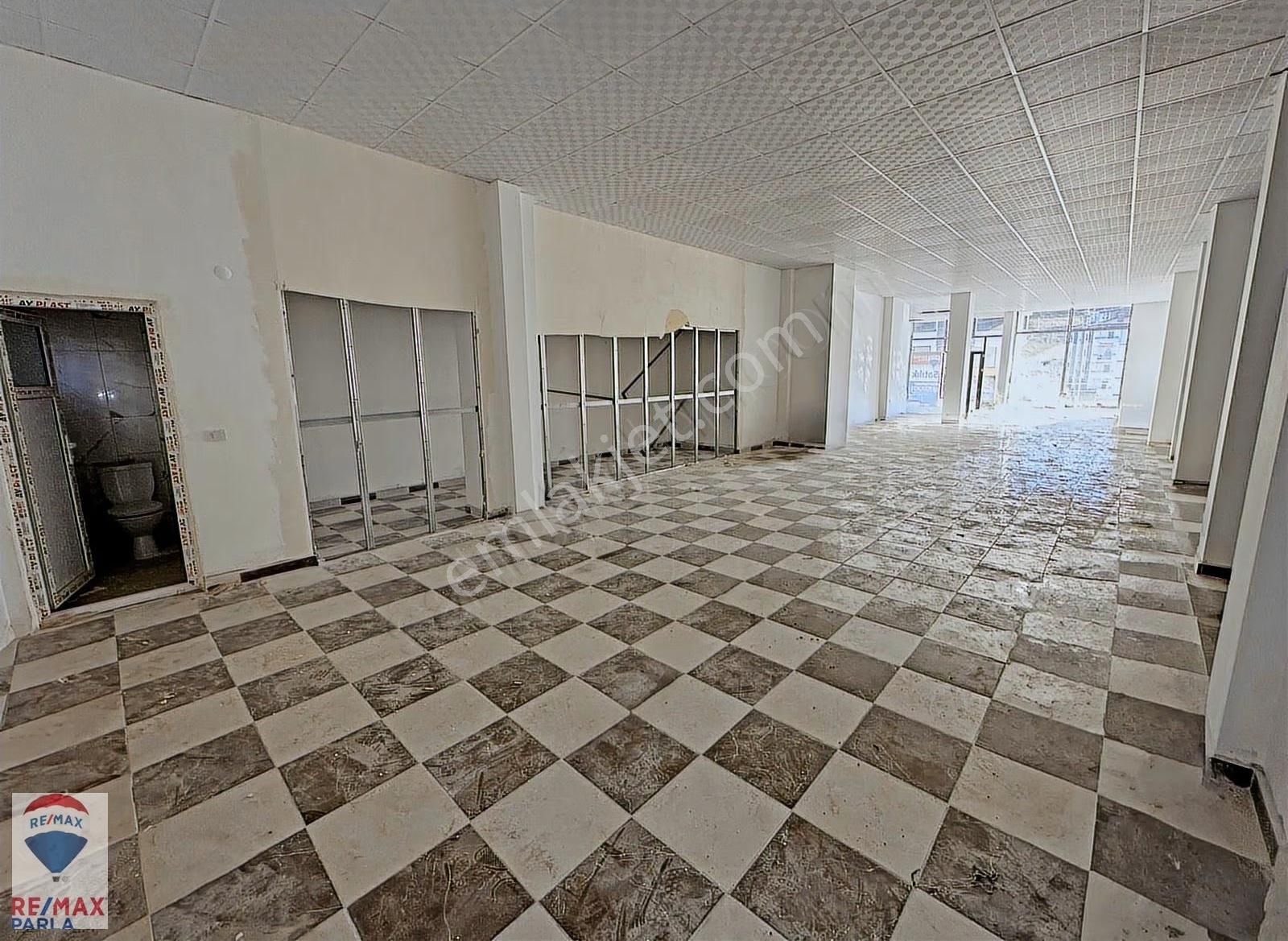 Hüseyin Boylu'dan Körfez'de 360 M² Satılık Depolu İşyeri - Görsel 10