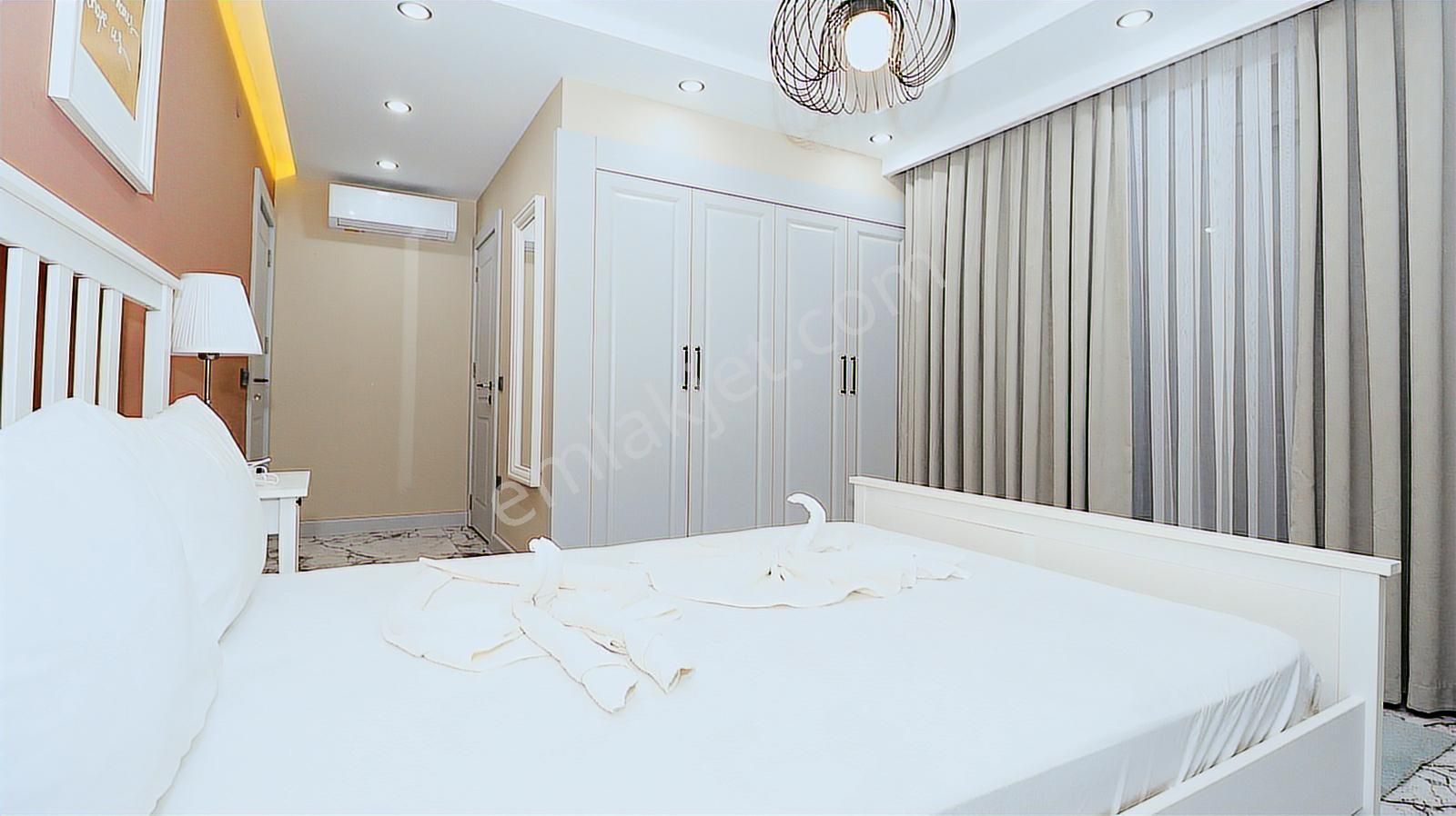 Belek'te Riverside Sitesi'nde 4+1 Müstakil Villa I Tekce - Görsel 22