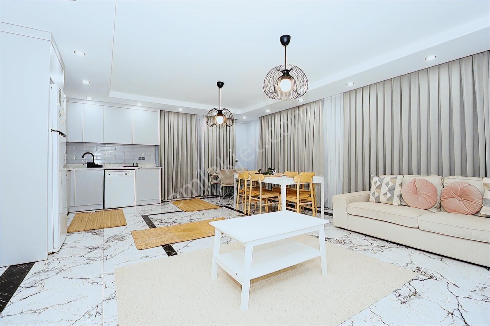 Belek'te Riverside Sitesi'nde 4+1 Müstakil Villa I Tekce - Görsel 15