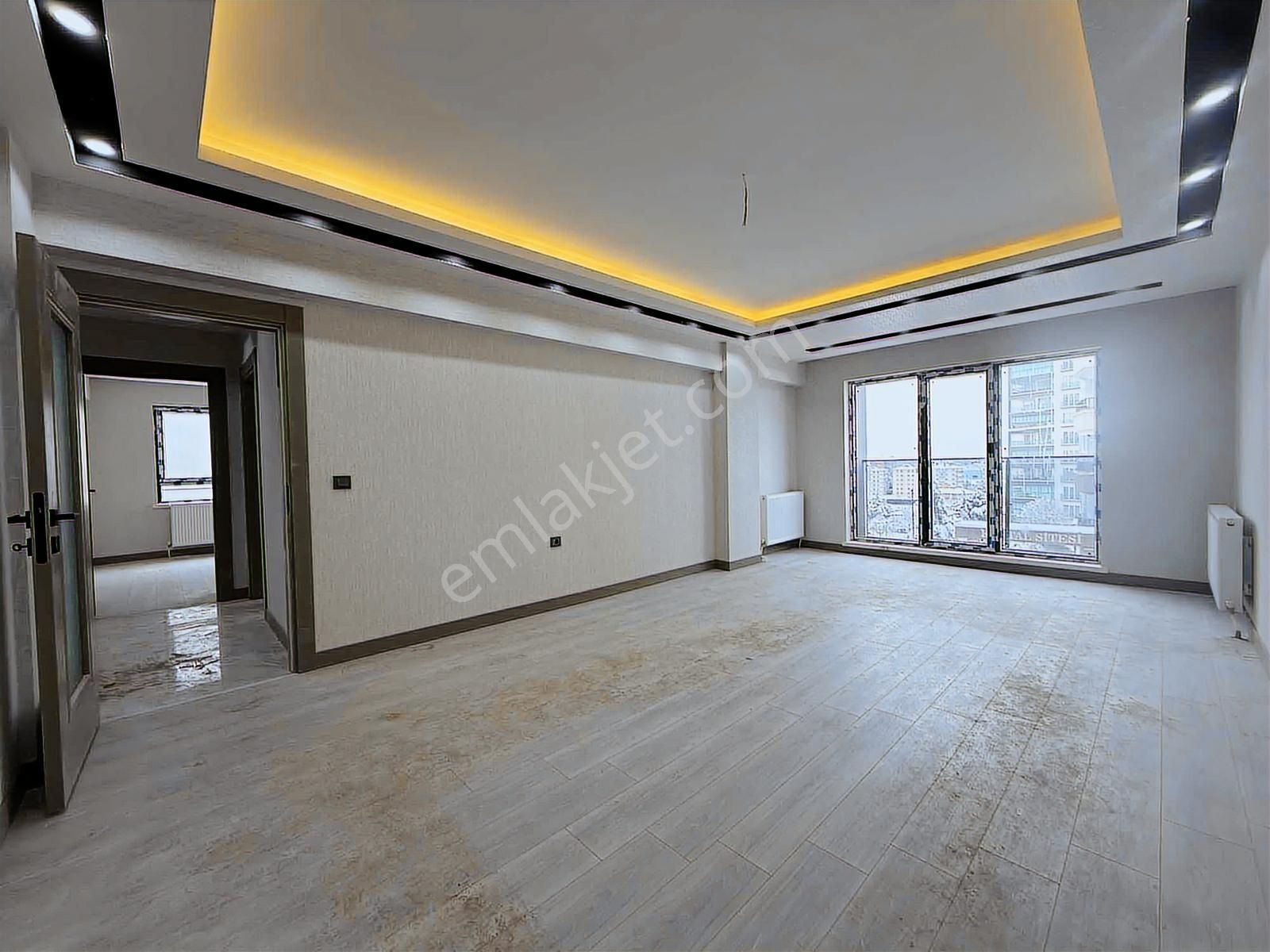 Keskin'den Karakayada 4+1 Sıfır Ara Kat Yola Cephe Kiralık Daire - Görsel 17