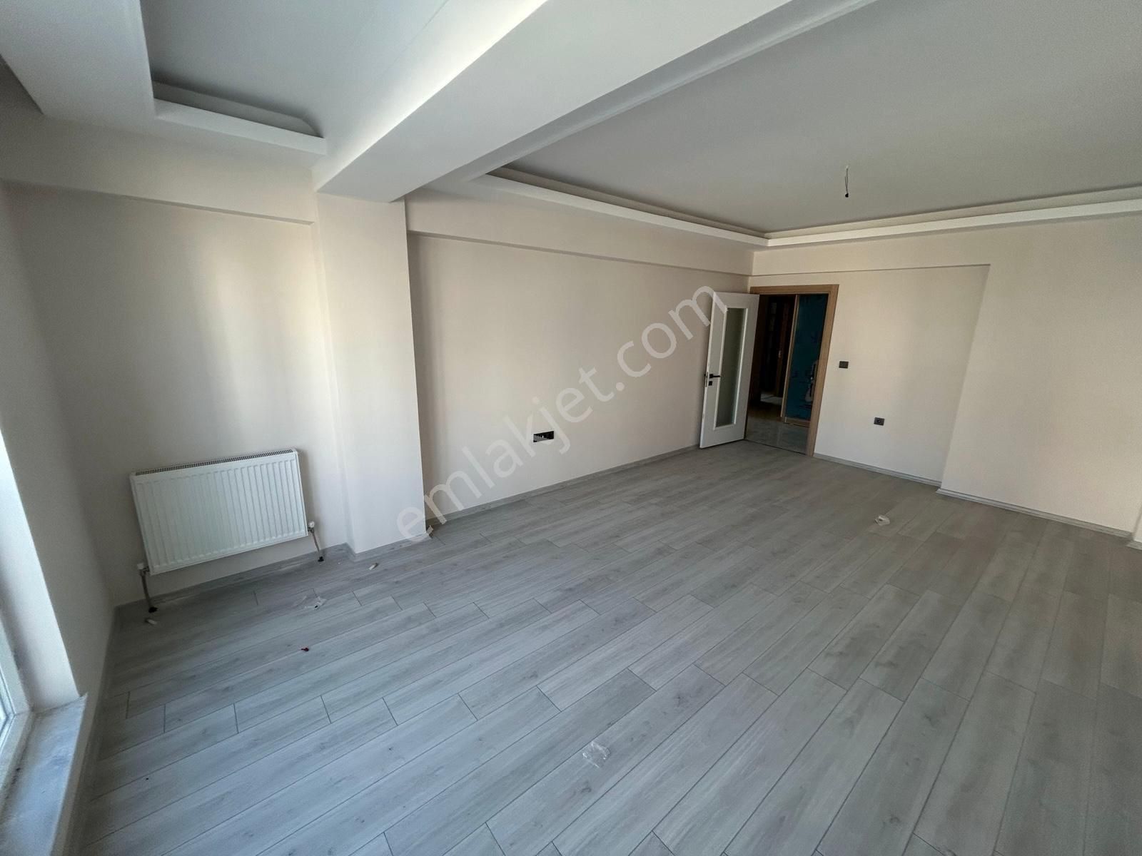 Yenikent Satılık 3+1 Kombi&petekli Daire - Görsel 16