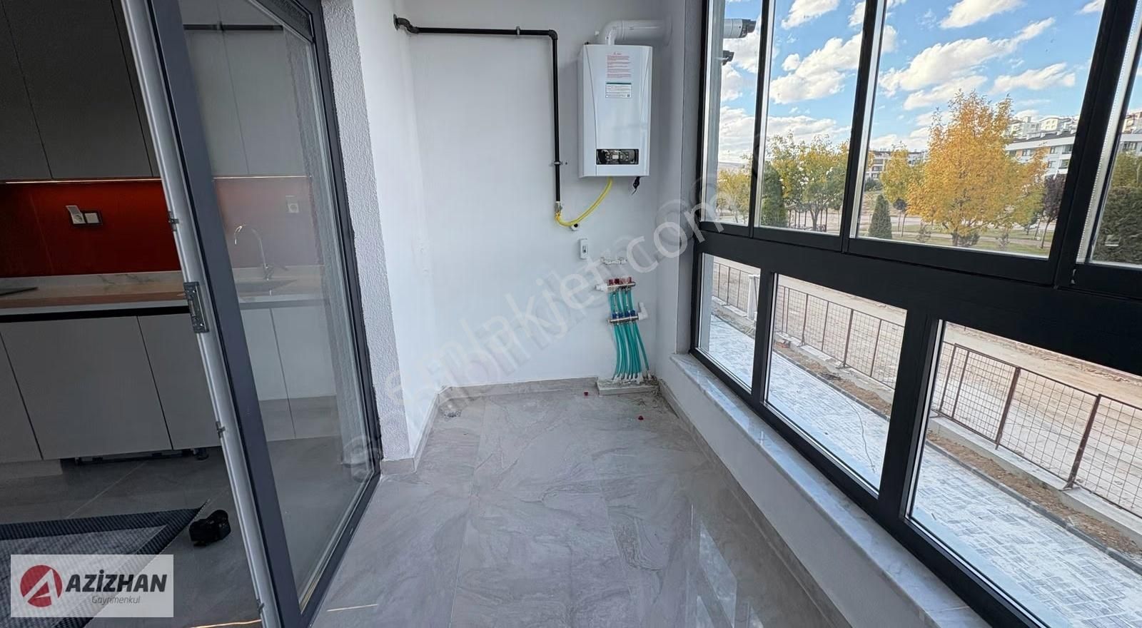 Azizhan'dan İstanbul Yolunda 2+0 Eşyalı Lüx Sıfır Daire - Görsel 5