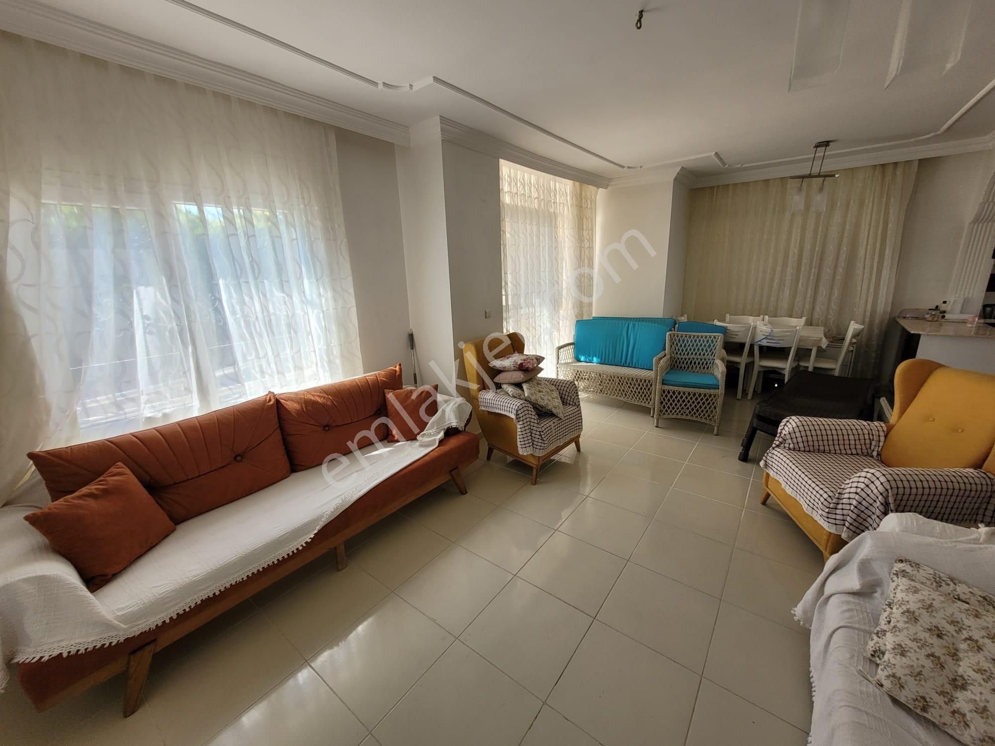 Denize 50 Adım Havuzlu Eşyalı Tam Müstakil Villa - Görsel 9