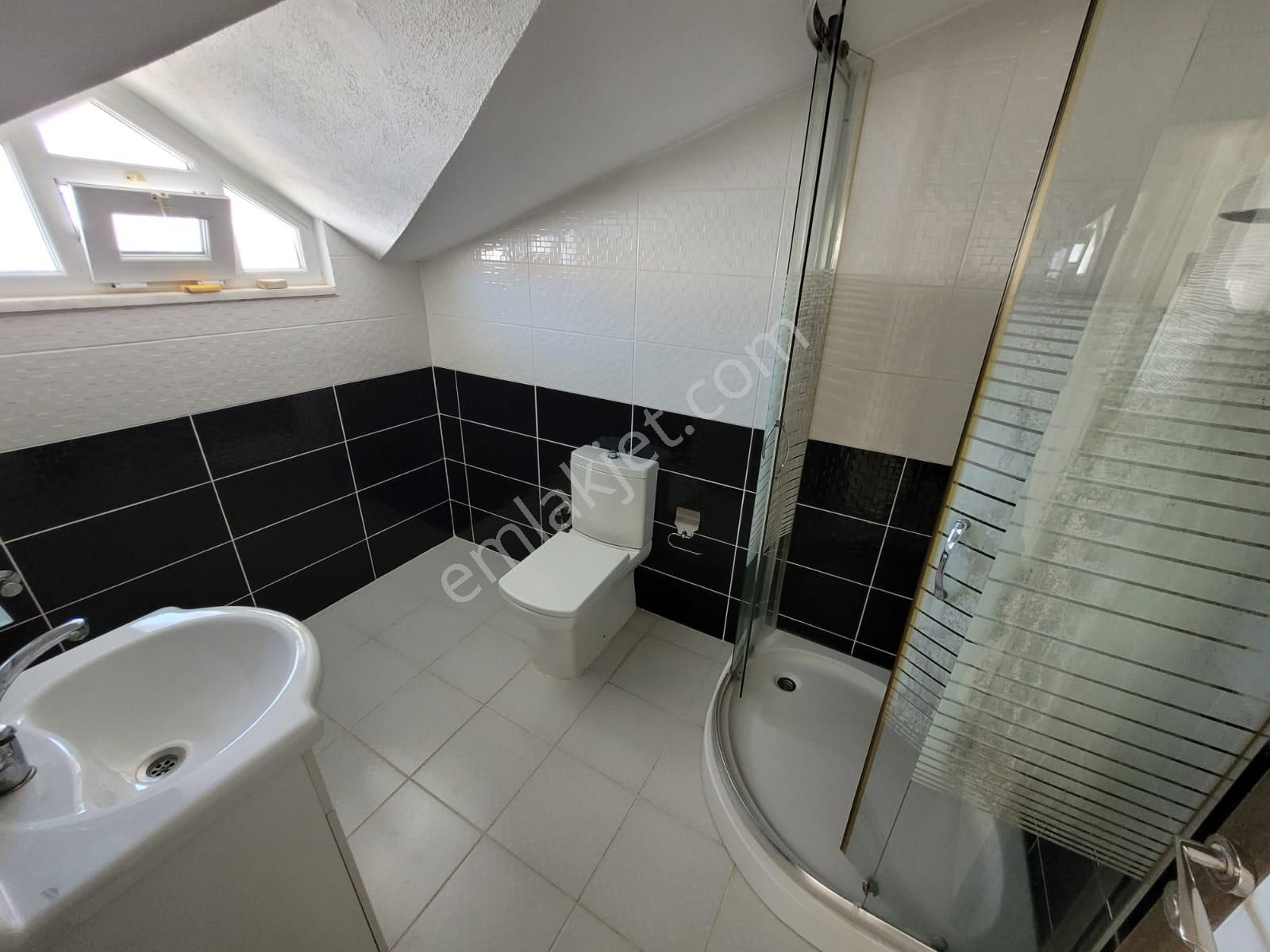 Denize 50 Adım Havuzlu Eşyalı Tam Müstakil Villa - Görsel 26