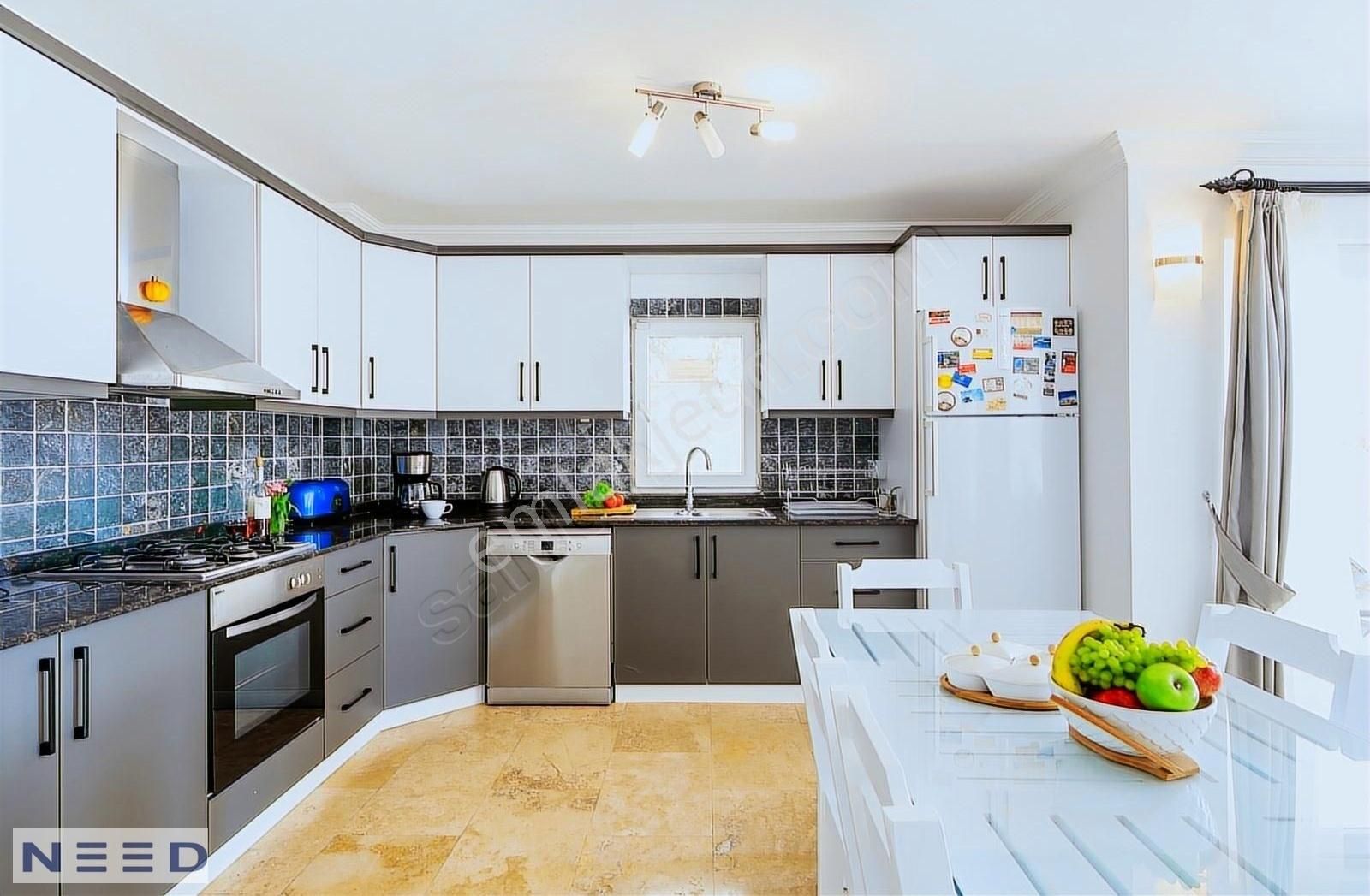 4+1 Denize Ve Plaja 50 Metre Mesafede... - Görsel 17