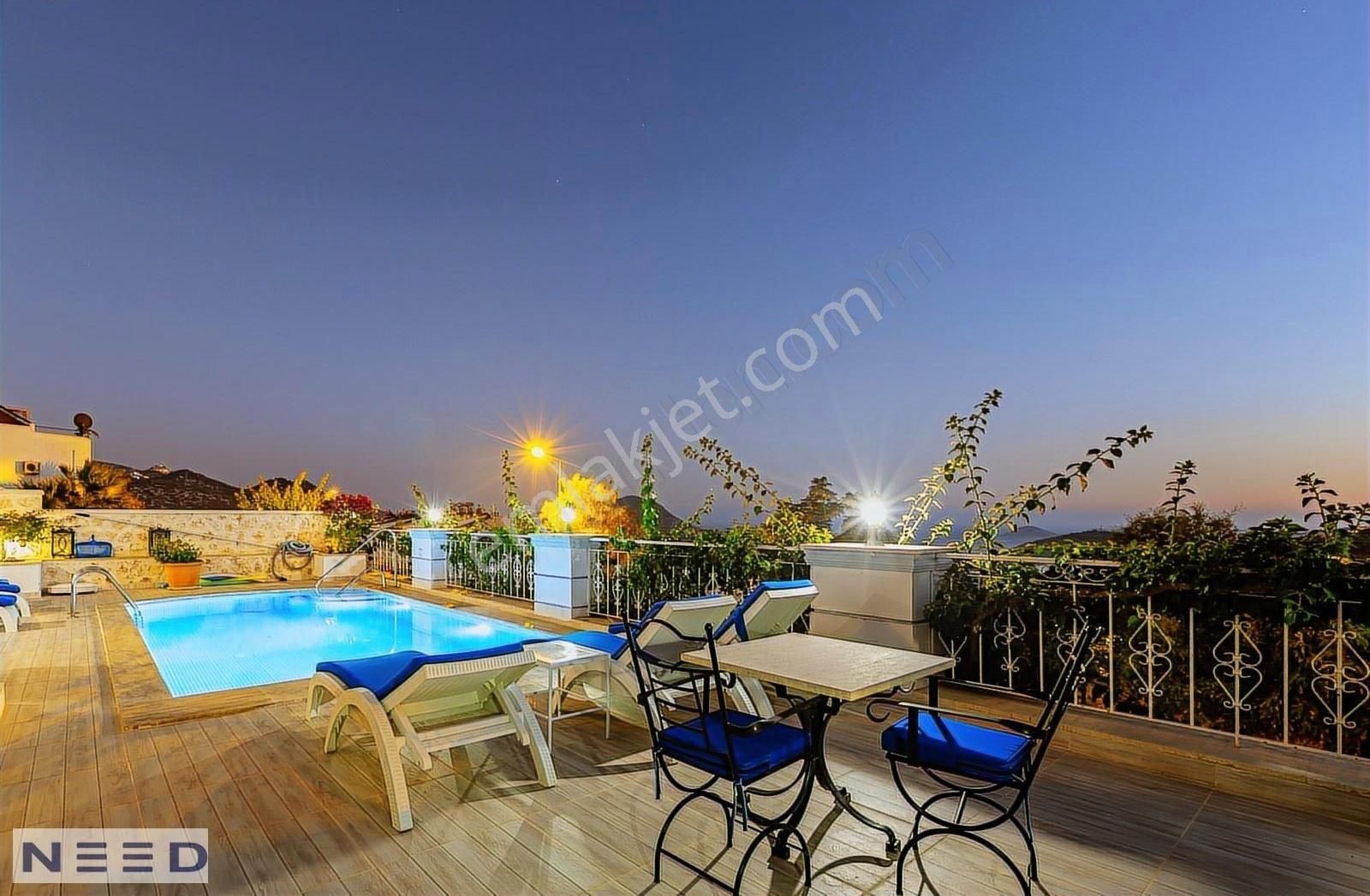 Kalkan'da Deniz Manzaralı 3 Yatak Odalı Villa - Görsel 15