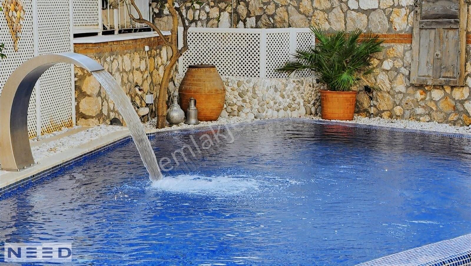 Kalkan Merkezde 4+1 Özel Havuzlu Villa