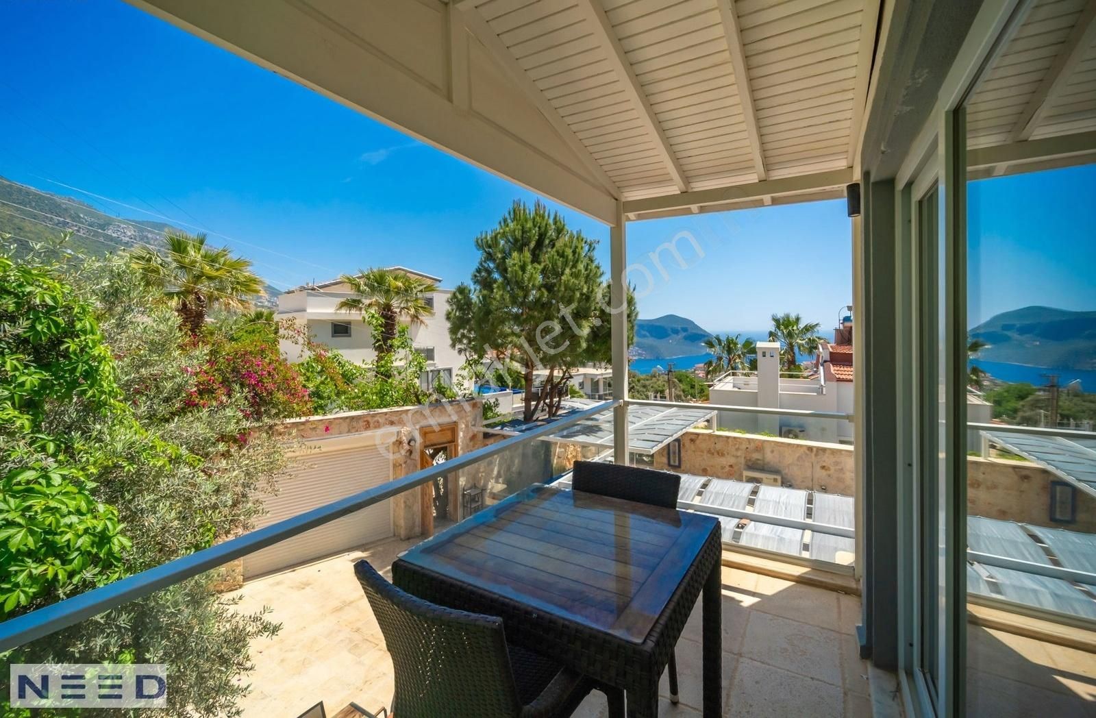 Kalkanda Geniş Bahçeli, Isıtmalı Havuzlu, 5 Yatak Odalı Villa - Görsel 5