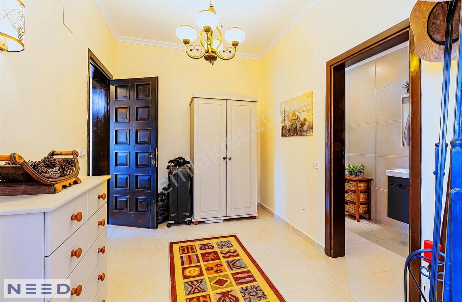 Kalamarda Deniz Manzaralı 4 Yatak Odalı Villa - Görsel 3