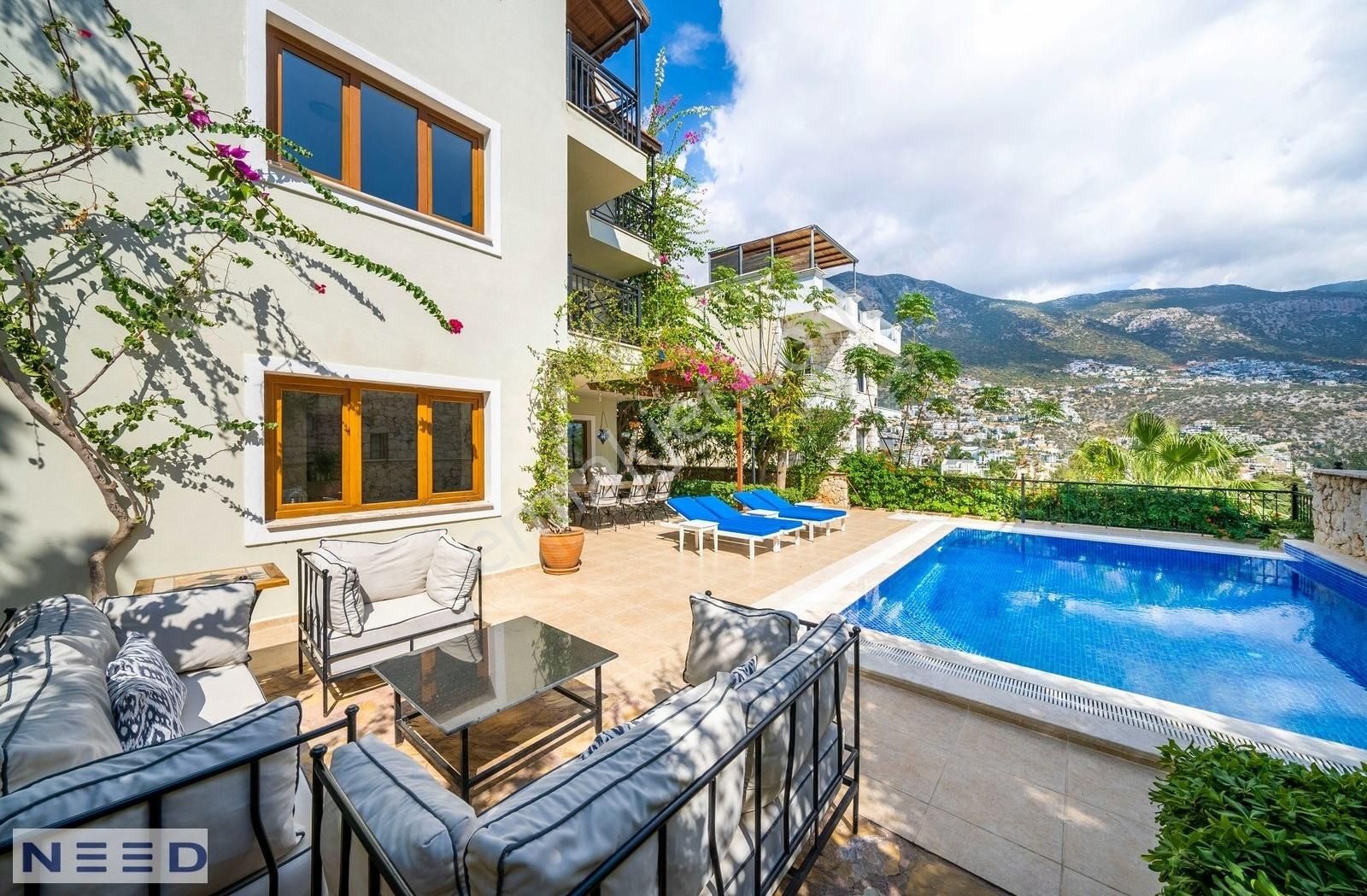 Kalkan Merkez'de 4 En-suit Yatak Odalı ,bahçeli Villa - Görsel 12