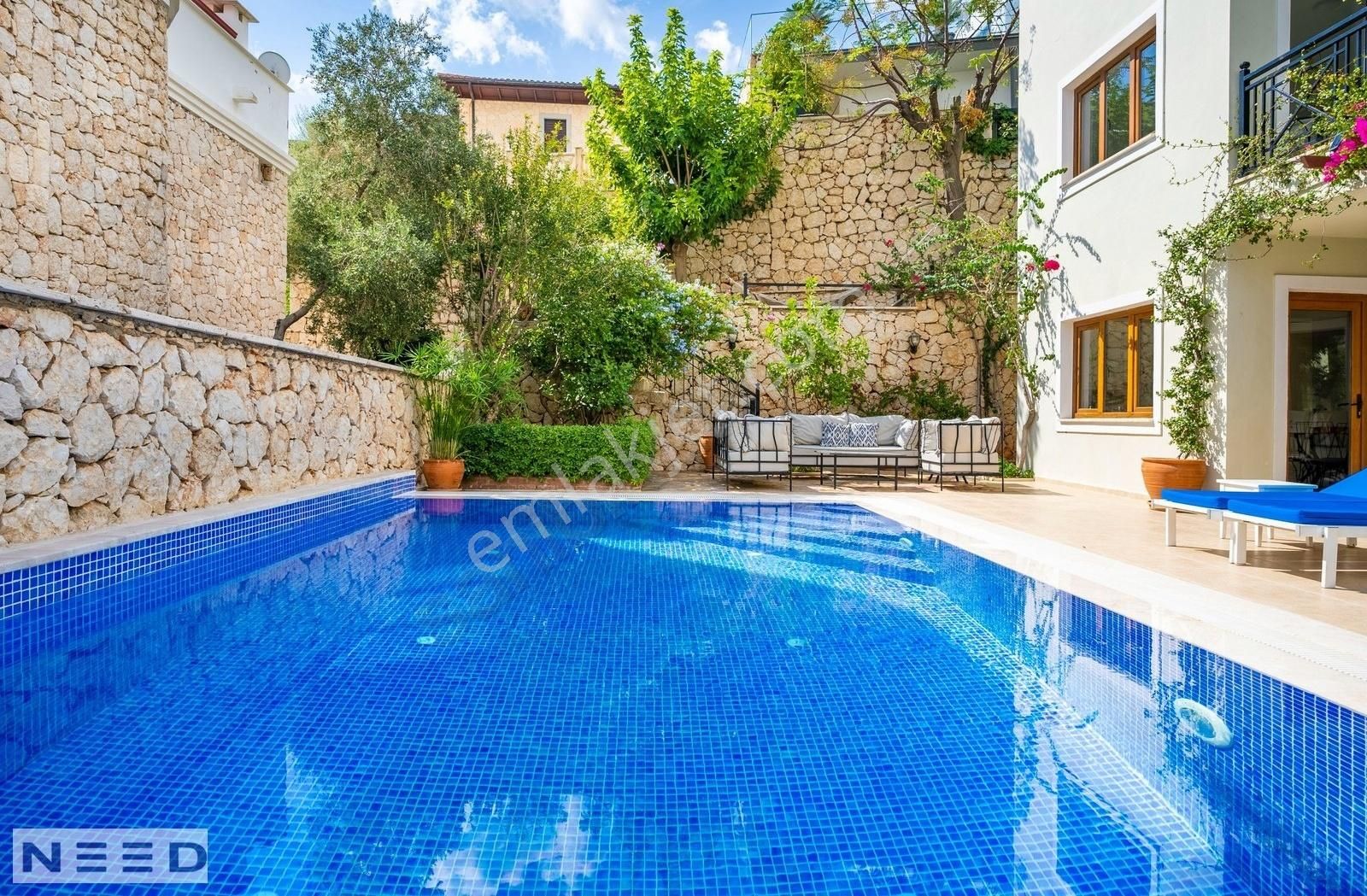 Kalkan Merkez'de 4 En-suit Yatak Odalı ,bahçeli Villa - Görsel 9