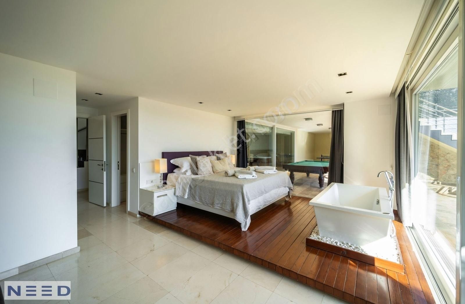 Kalkanda Isıtmalı Infinity Havuzlu Lüks Villa - Görsel 6