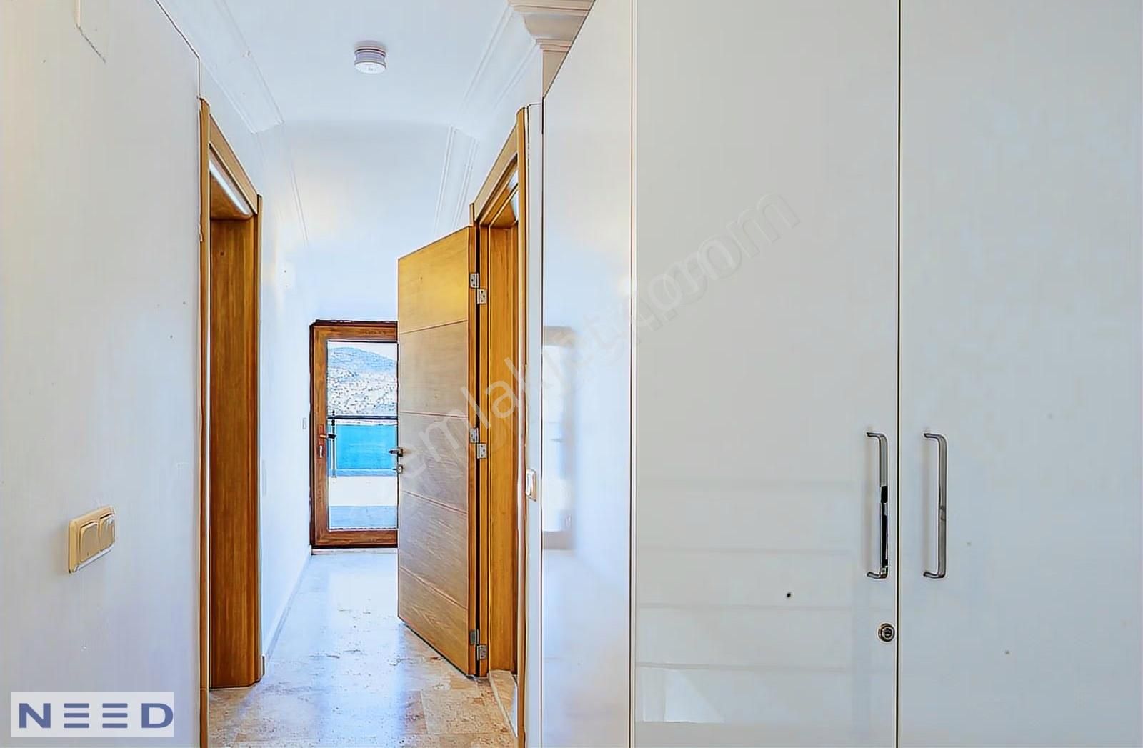 Kalkan Kışla Mevkiinde 5+1, Lüks Villa - Görsel 7