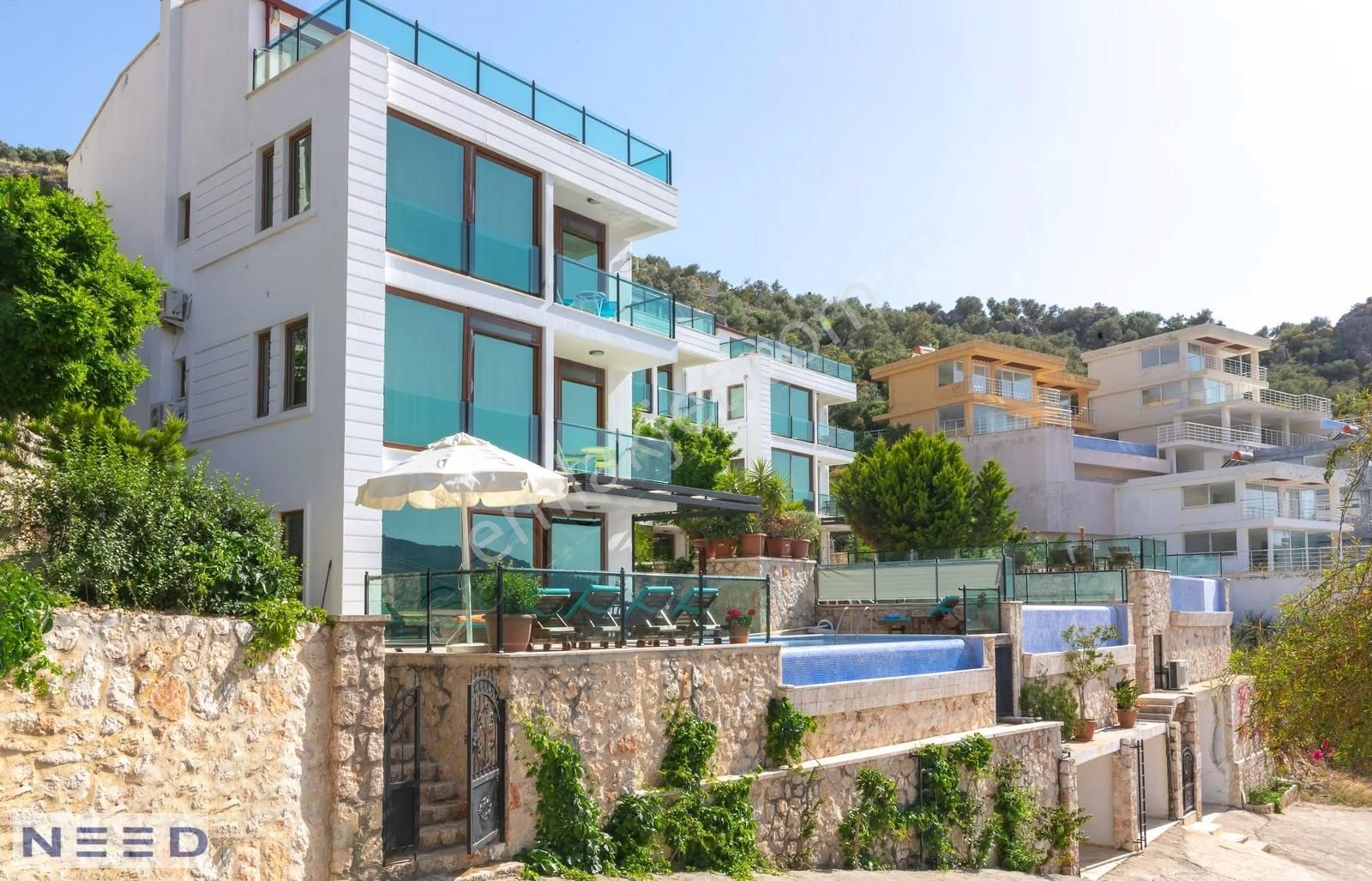 Kalkan Kışla Mevkiinde 5+1, Lüks Villa