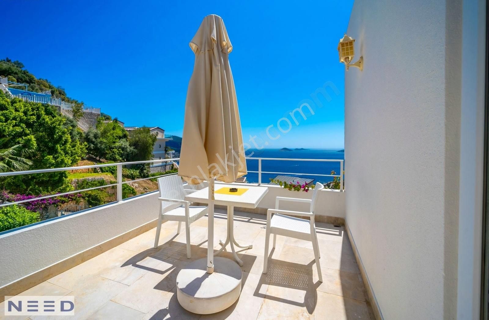 Kalkanda Modern Tasarımlı 3+1 Villa - Görsel 4