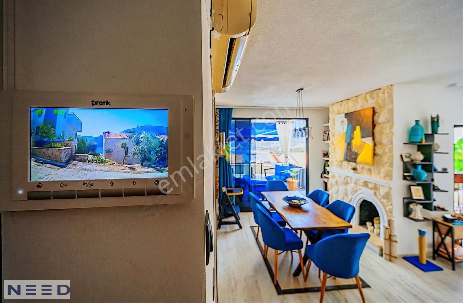 Kalamarda Muhteşem Deniz Manzaralı 4+1 Villa