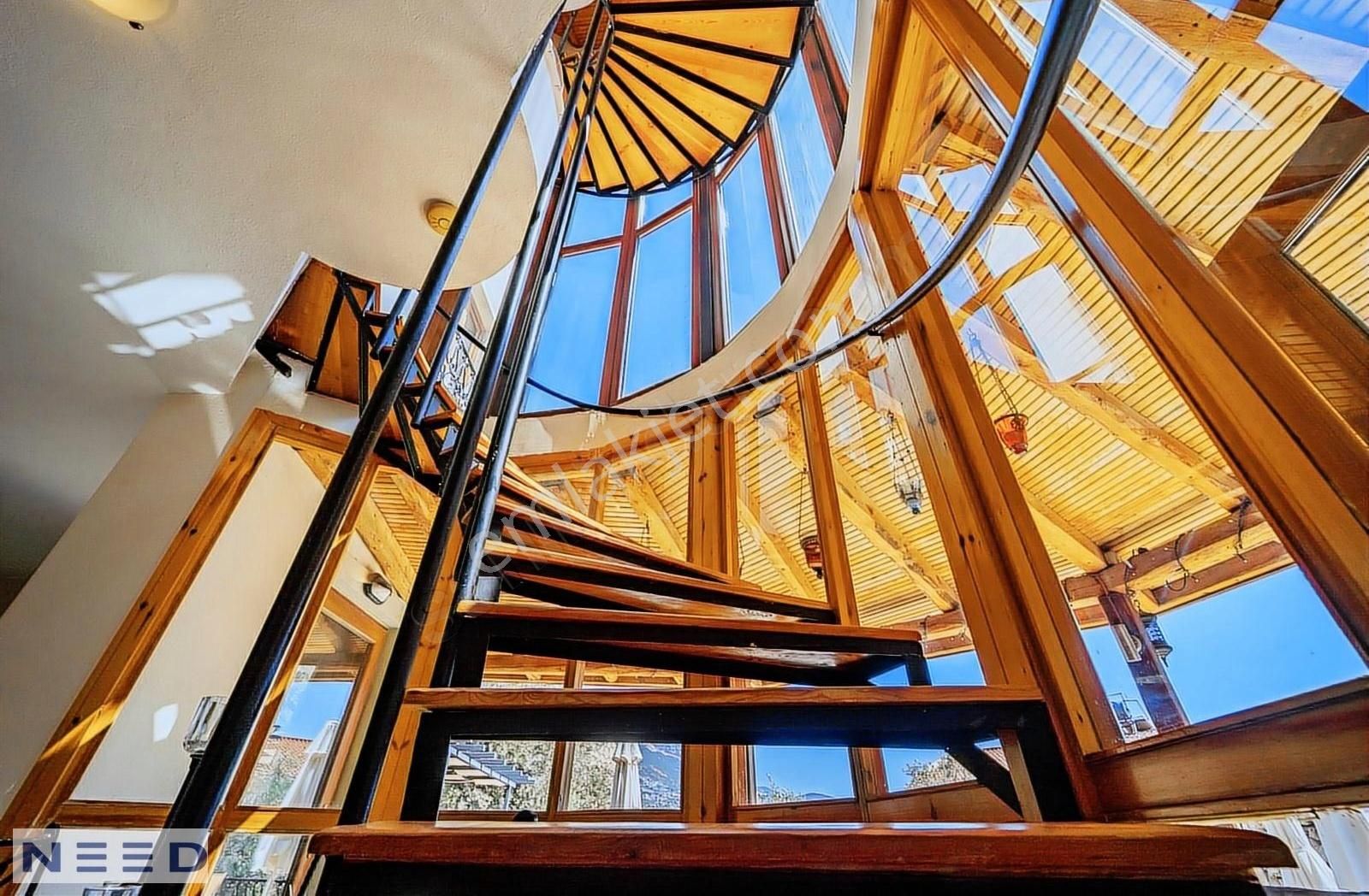 Kalkan Ortaalanda 4+1 Müstakil Villa