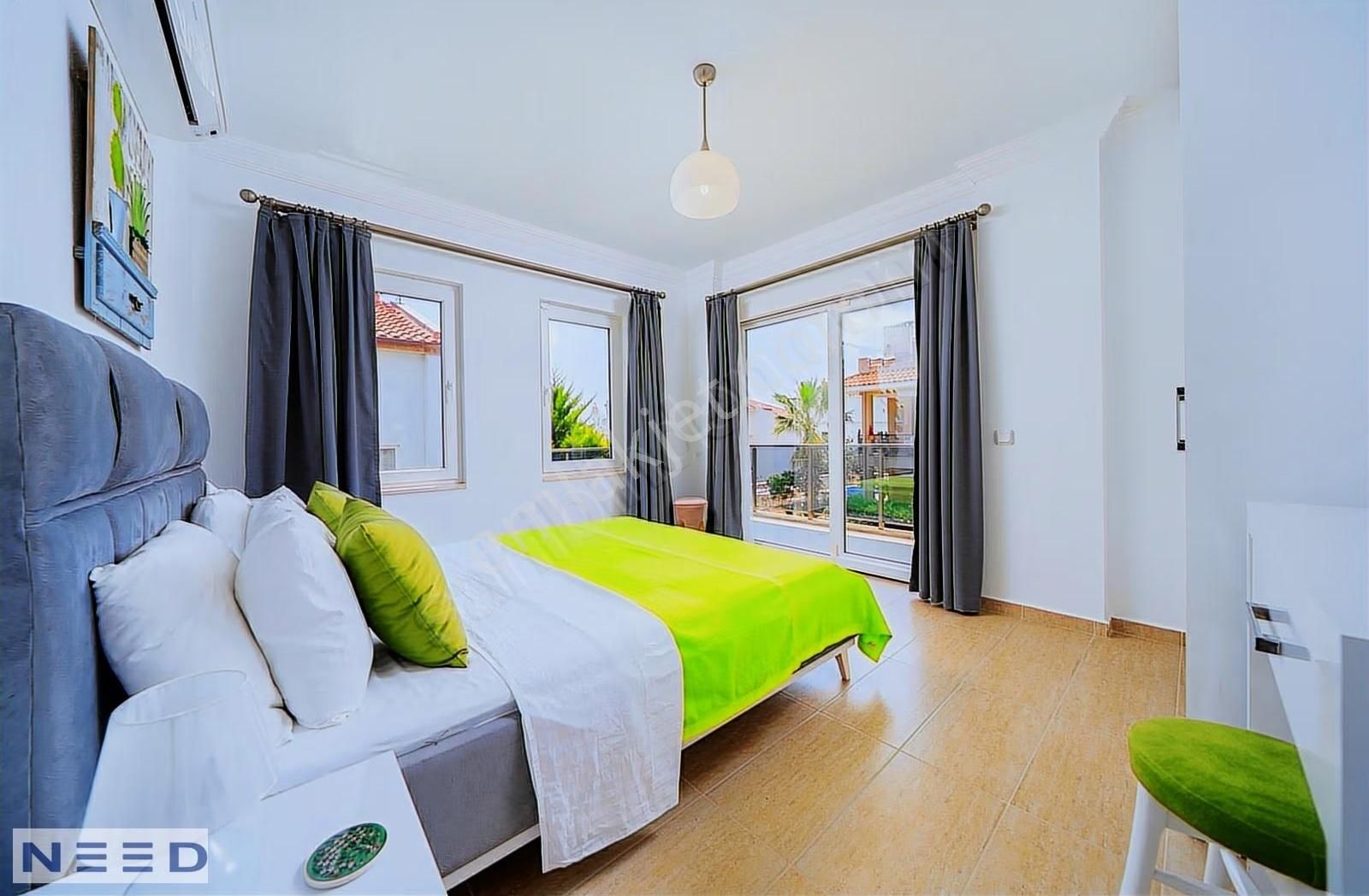 Kalkan Merkezde - Çağdaş Tasarımlı 5 Yatak Odalı Villa - Görsel 7