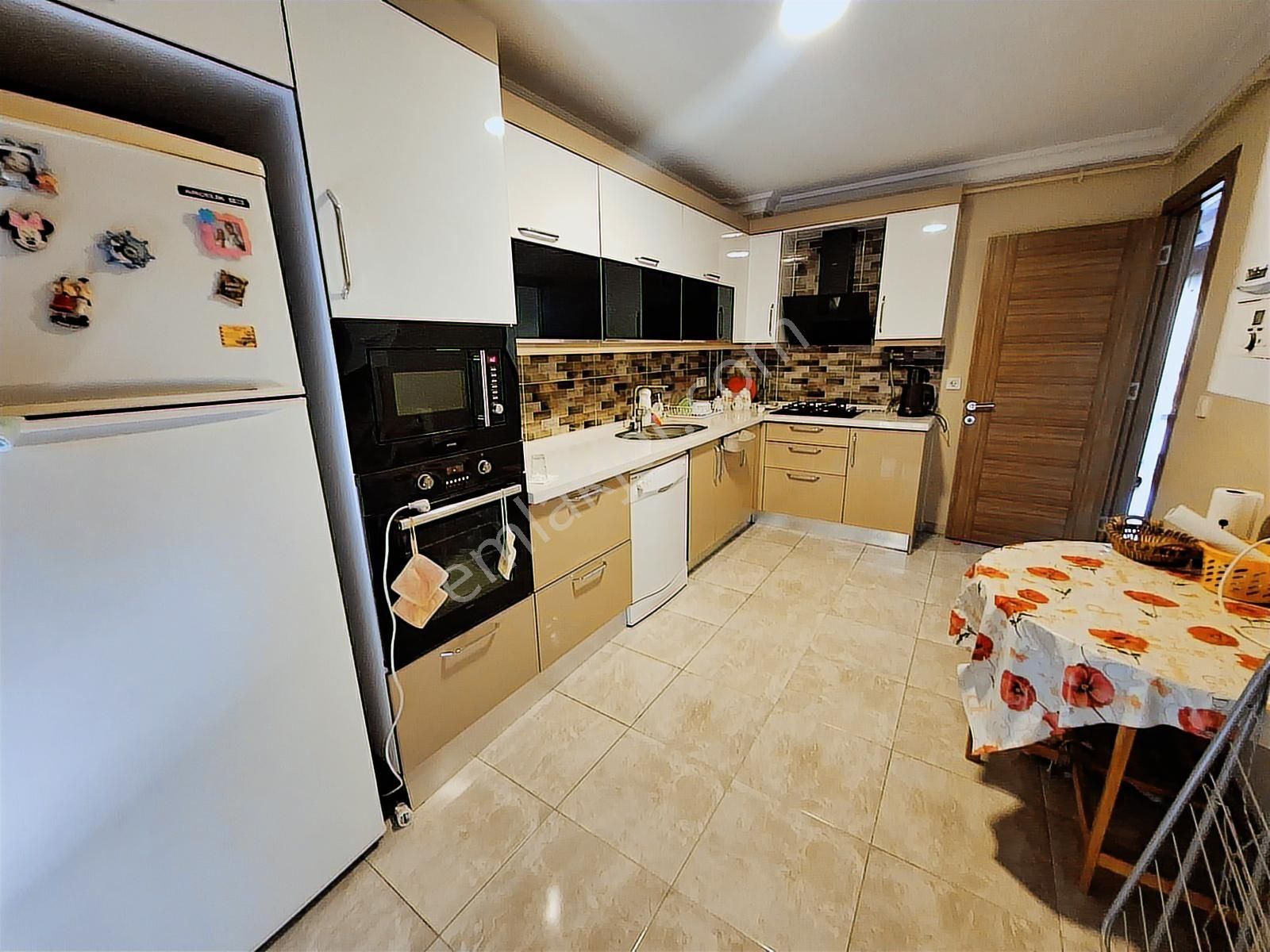 Murat Reis Camisine Yakın Yeni Binada Deniz Ve Park Manzaralı - Görsel 12