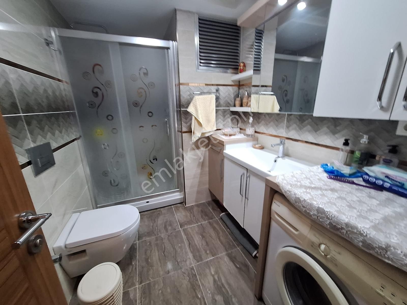 Murat Reis Camisine Yakın Yeni Binada Deniz Ve Park Manzaralı - Görsel 3