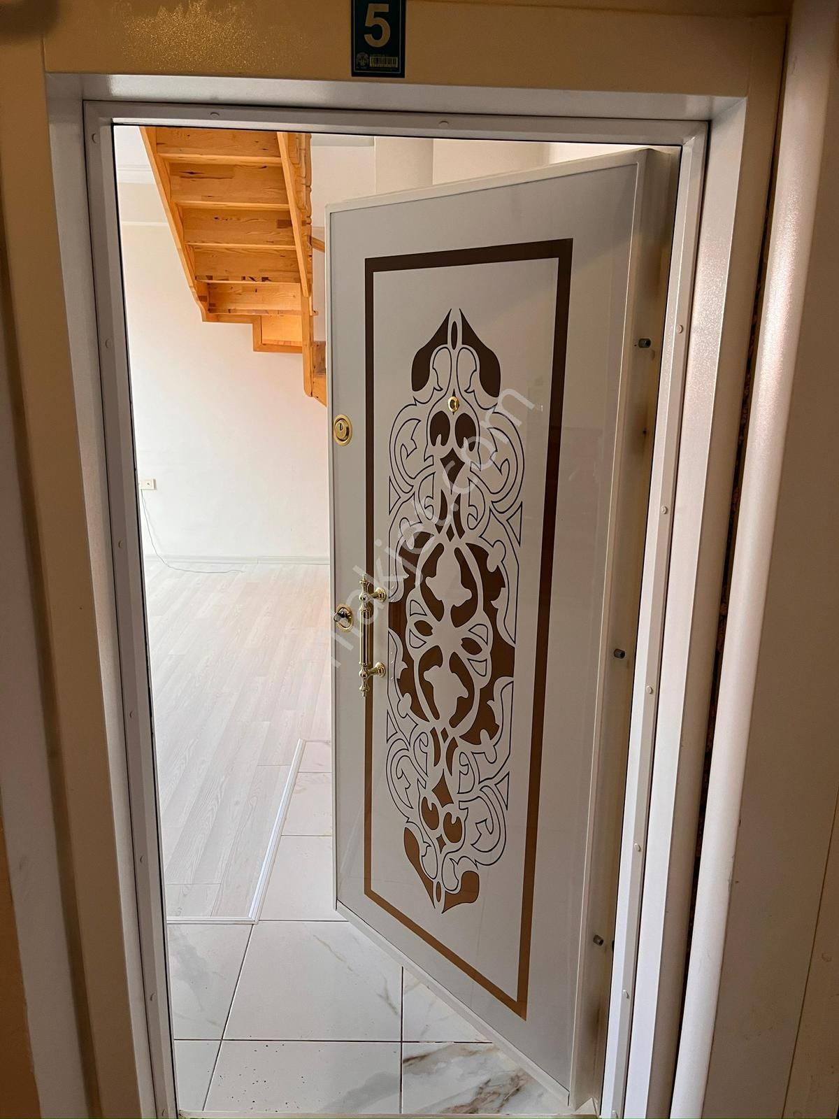 İsa Kavak Gayrimenkul’den Meram Yaka Bölgesinde Kiralık 2+1 Dubleks Daire - Görsel 6