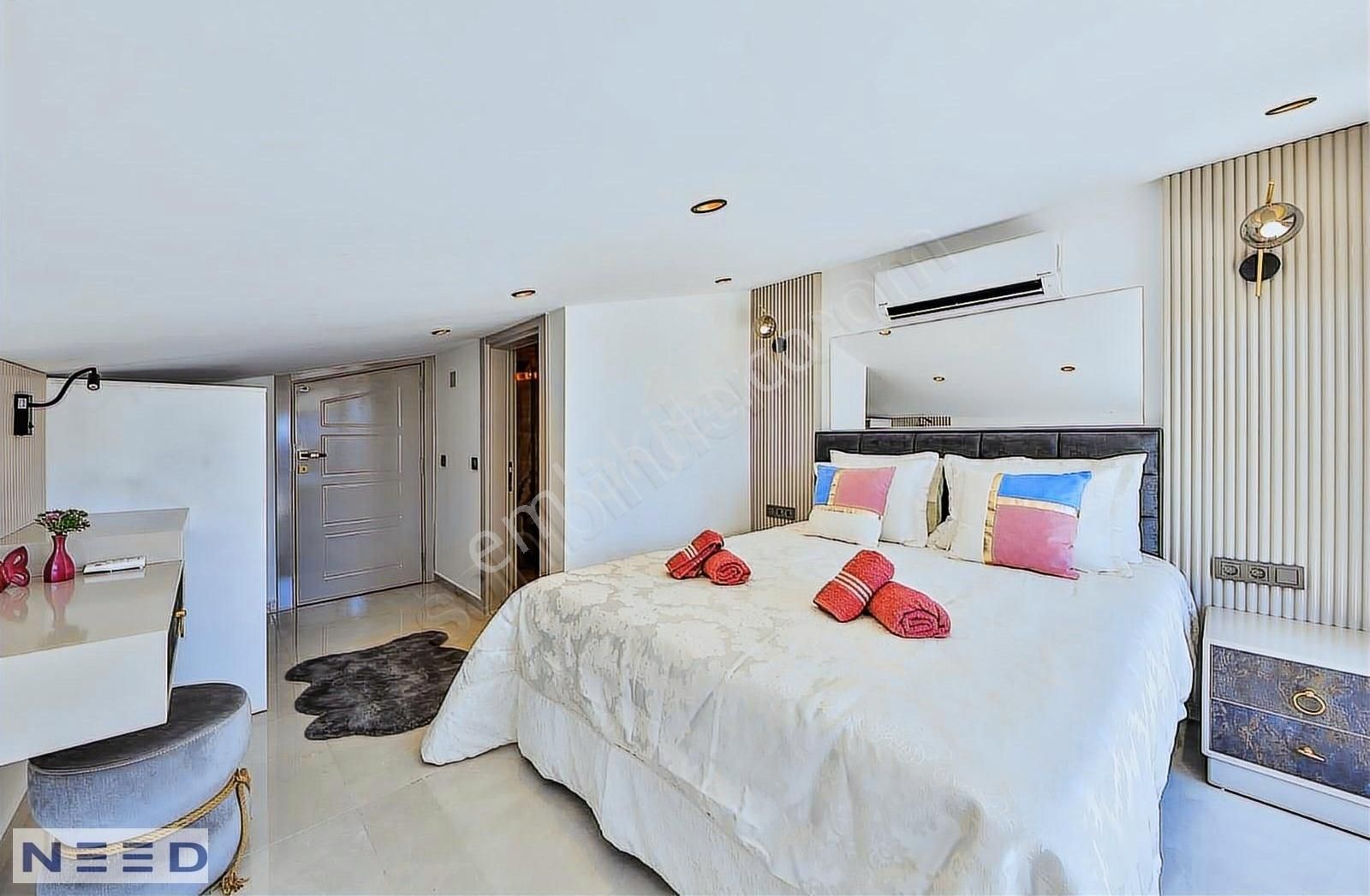 Kalkan Ortaalanda Satılık İkiz Villalar - Görsel 25