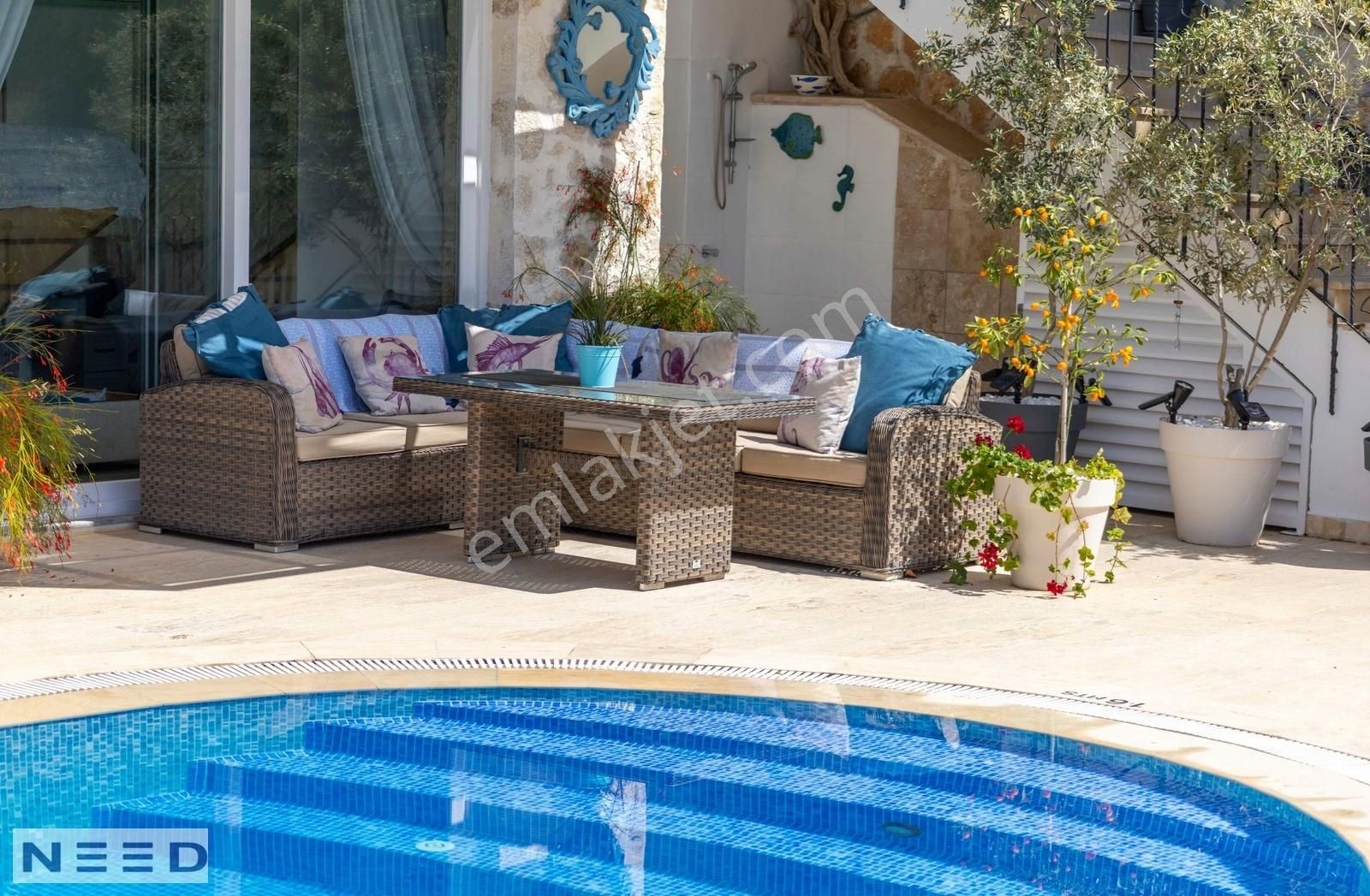 4+3 Özel Havuzlu Modern Tasarım Villa - Görsel 11