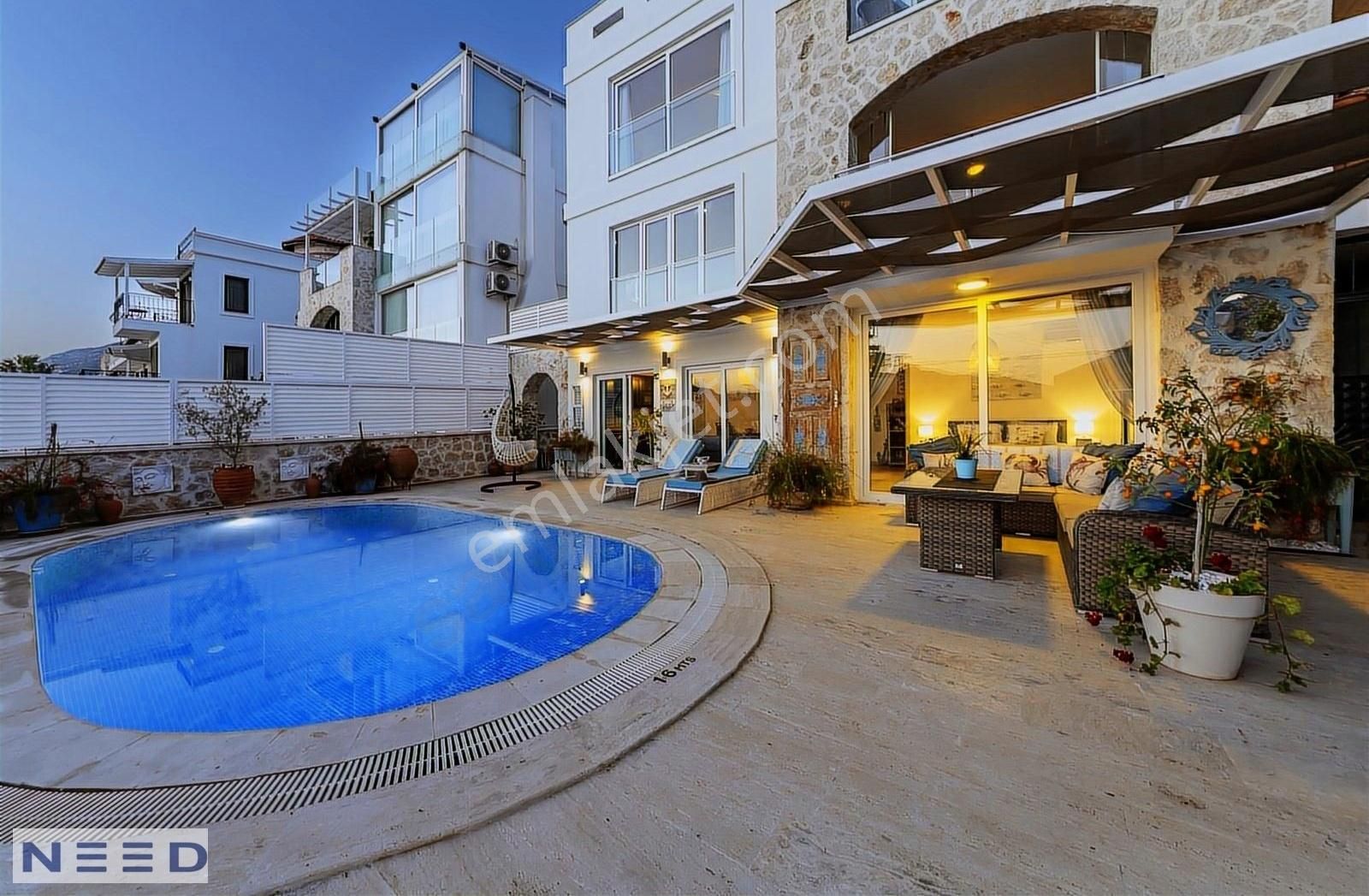 4+3 Özel Havuzlu Modern Tasarım Villa - Görsel 31