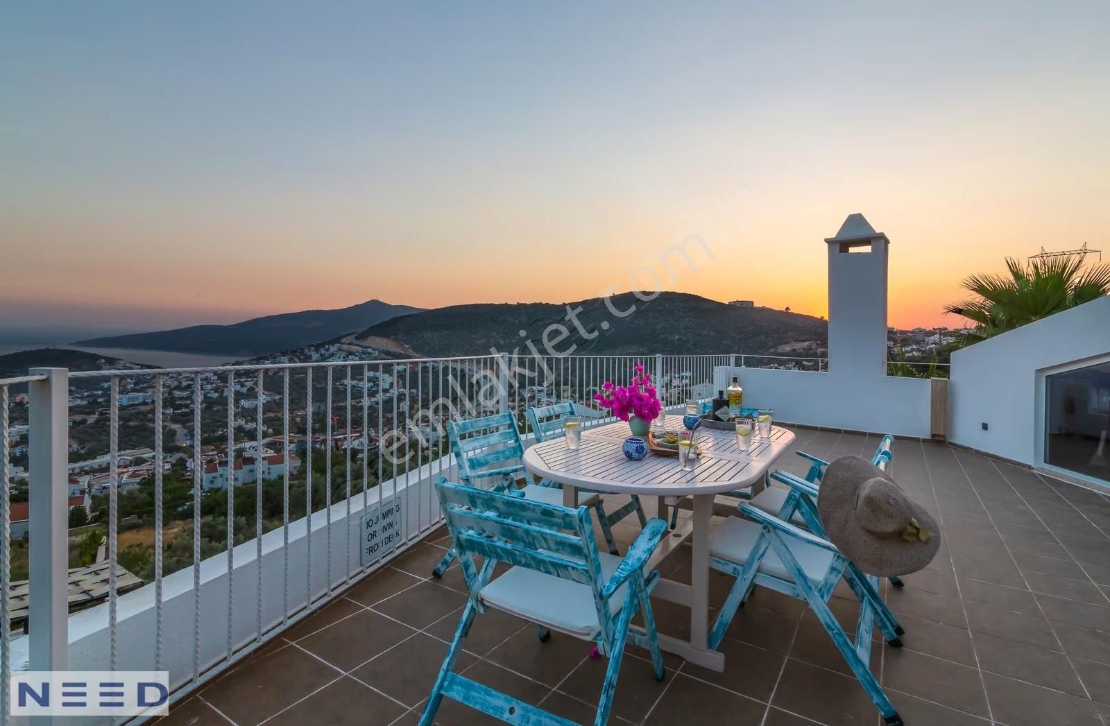 Özel Tasarım Geniş 5+2 Özel Havuzlu Villa - Görsel 5