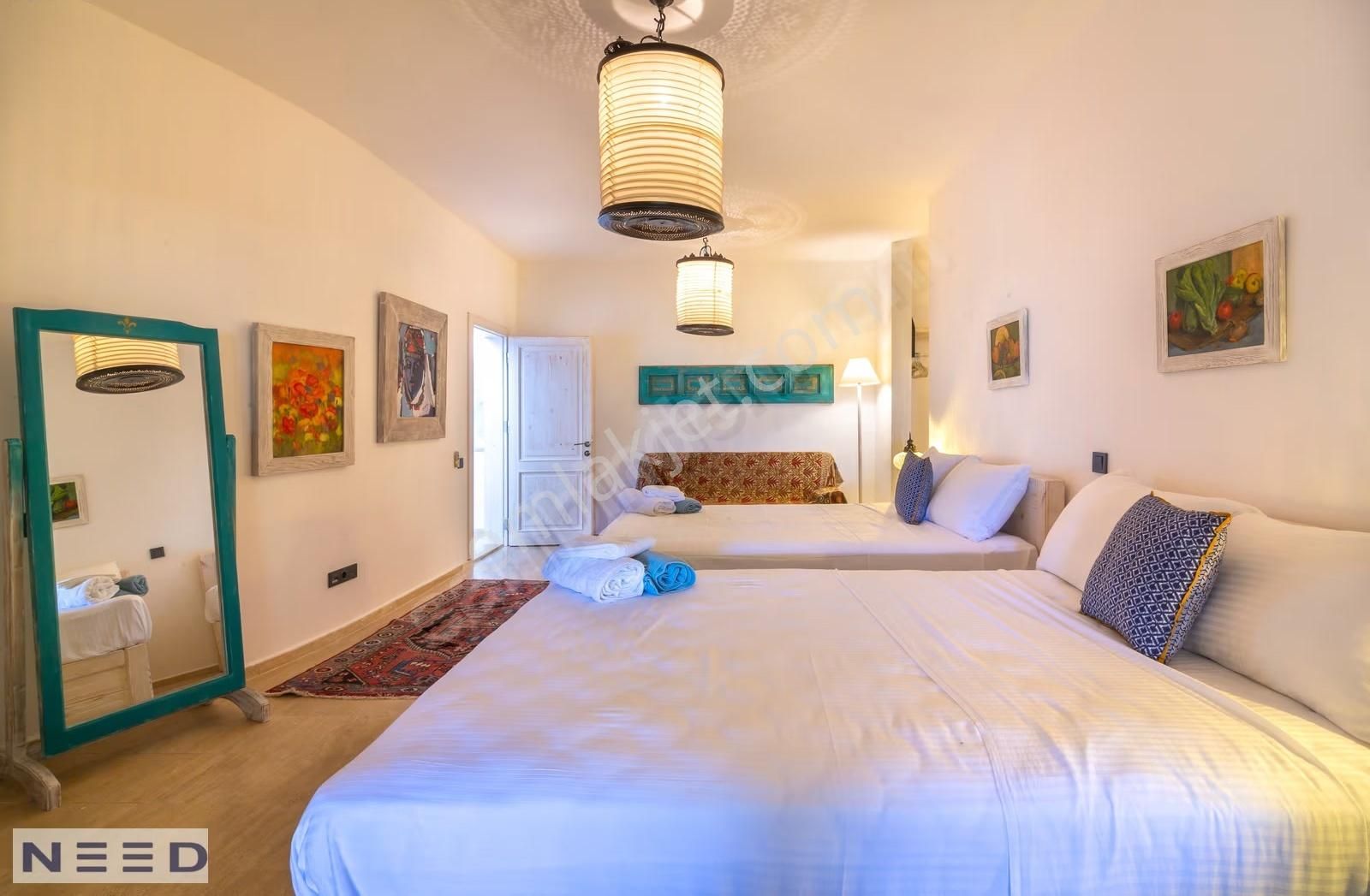 Özel Tasarım Geniş 5+2 Özel Havuzlu Villa - Görsel 27