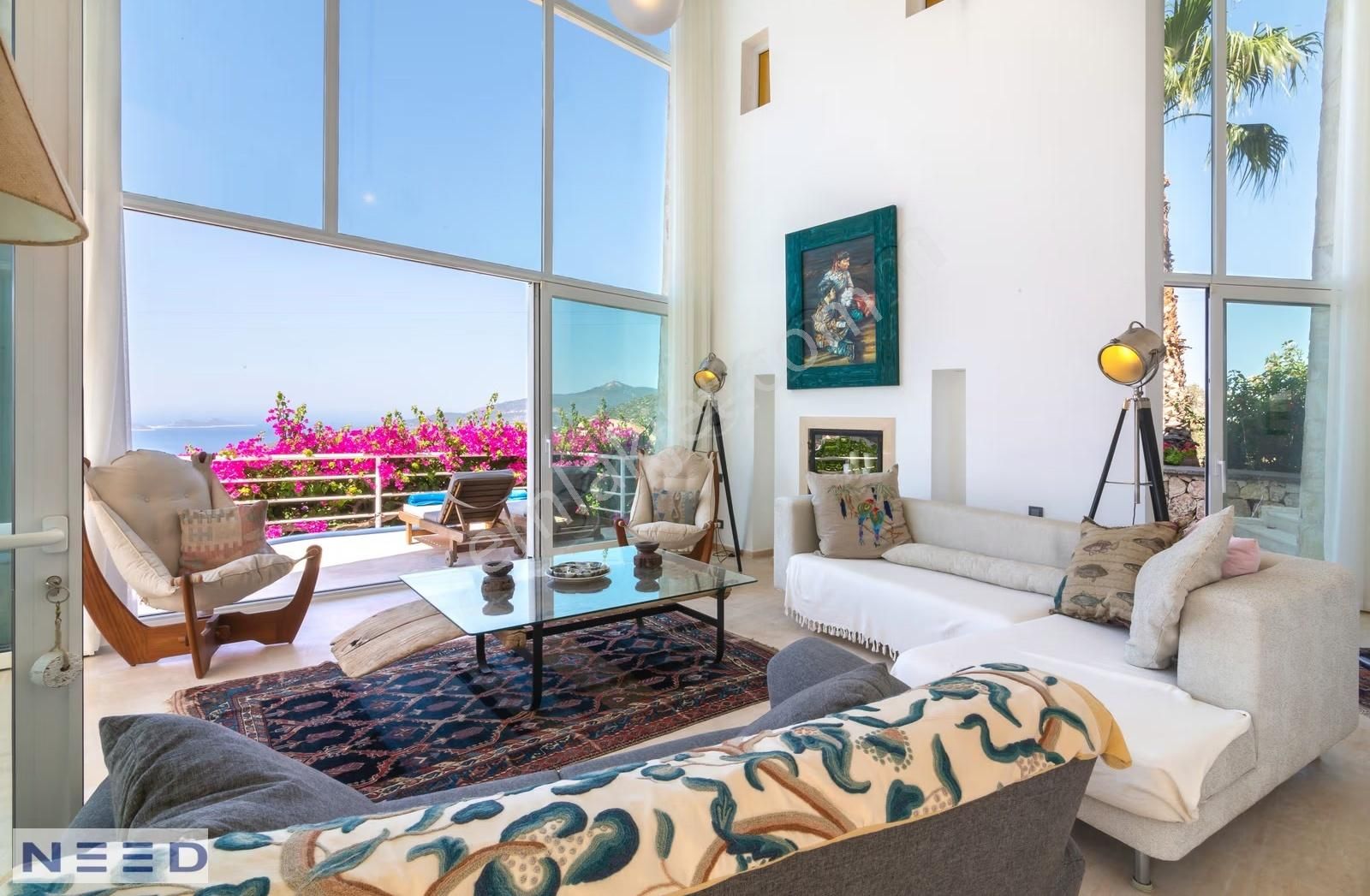 Özel Tasarım Geniş 5+2 Özel Havuzlu Villa - Görsel 6