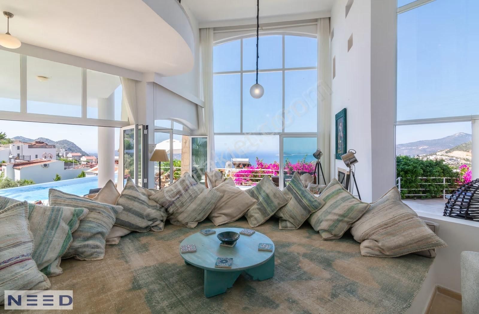 Özel Tasarım Geniş 5+2 Özel Havuzlu Villa - Görsel 29